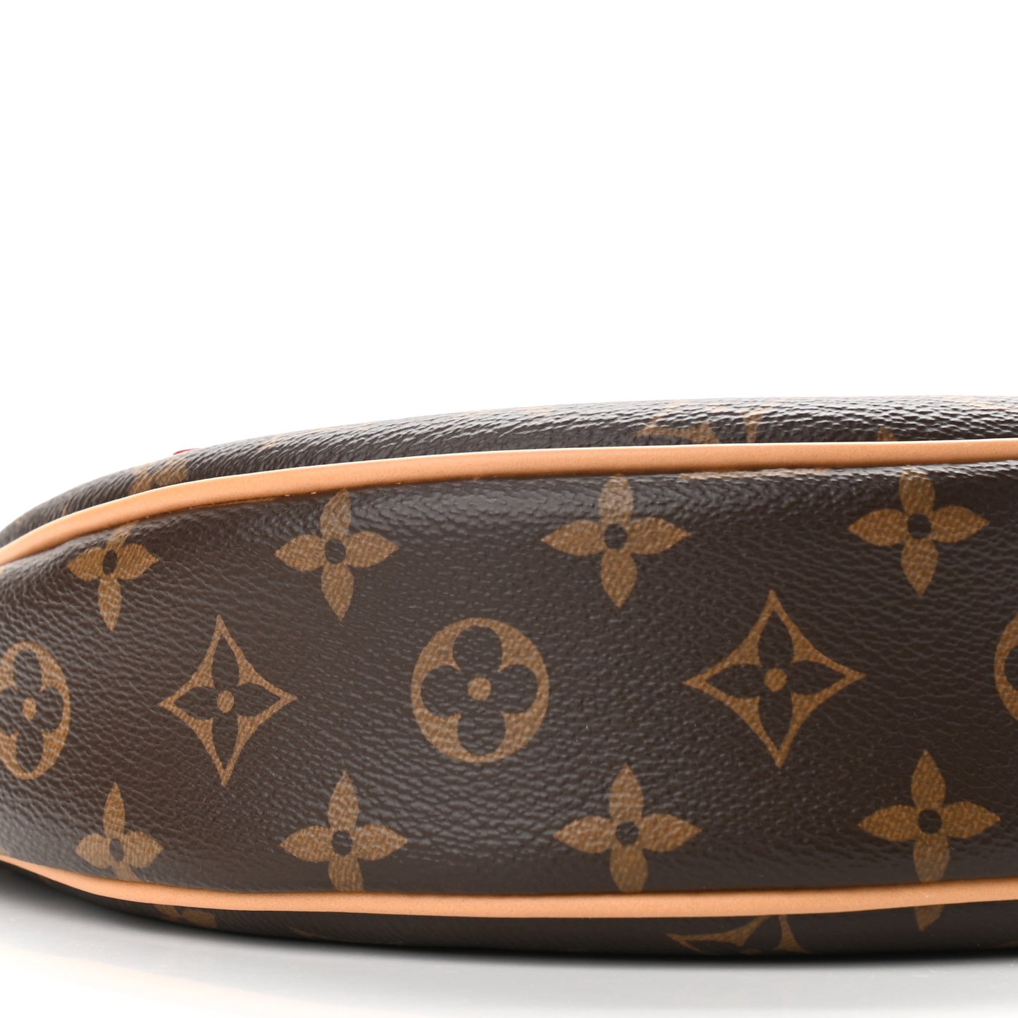 Monogram Loop