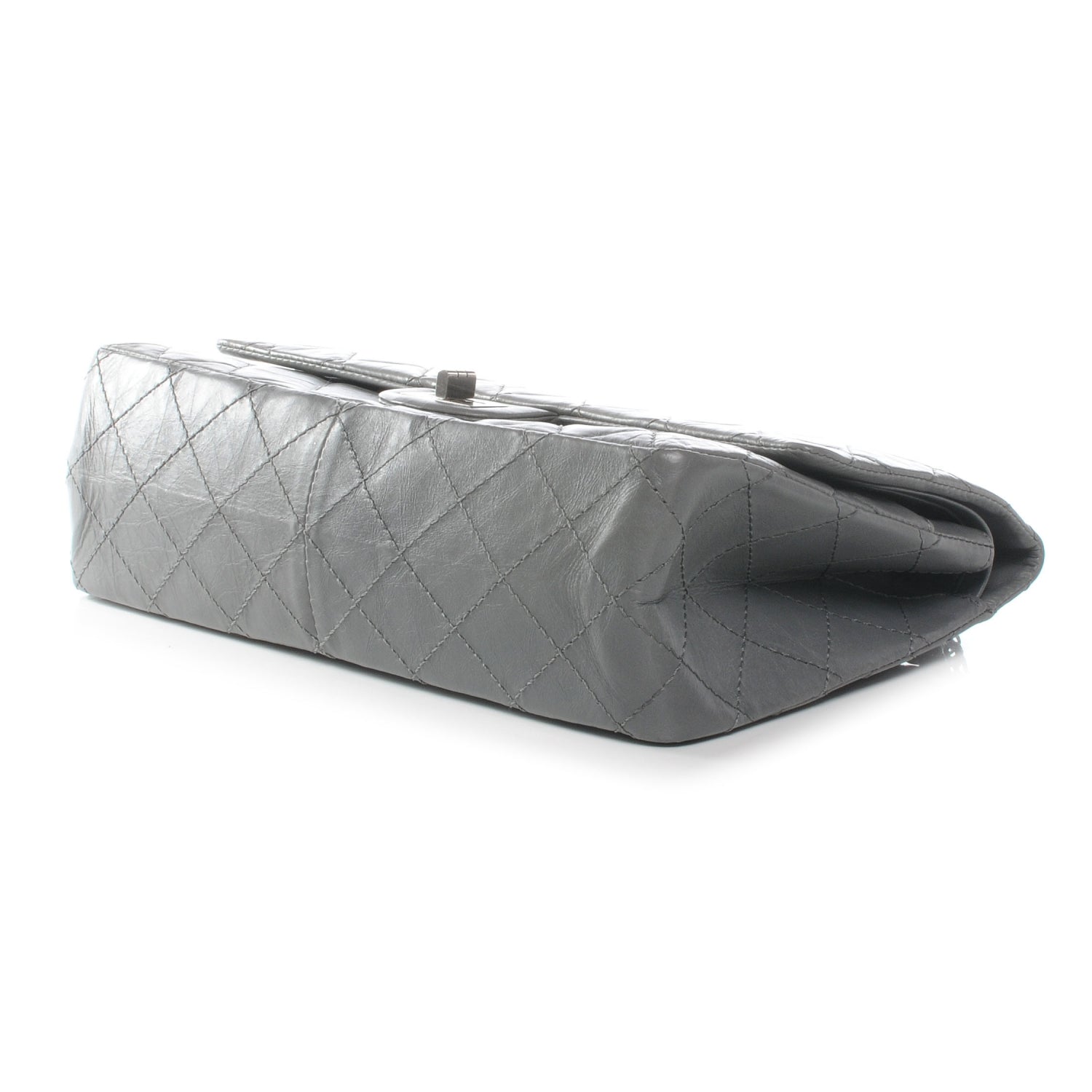 Chanel Aged Calfskin 2.55 Reissue 226 Flap Grey 4 of 9