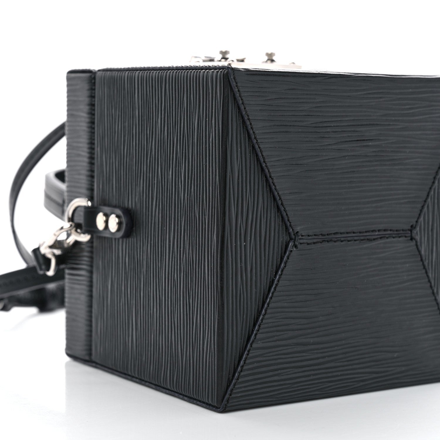 Louis Vuitton Epi Bleecker Box Black 8 of 9