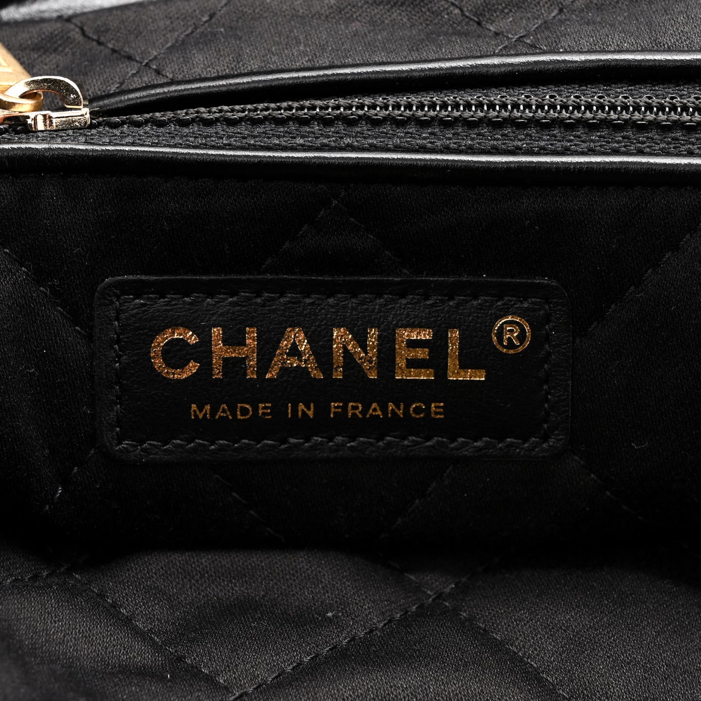 Shiny Calfskin Quilted Chanel 22 Black