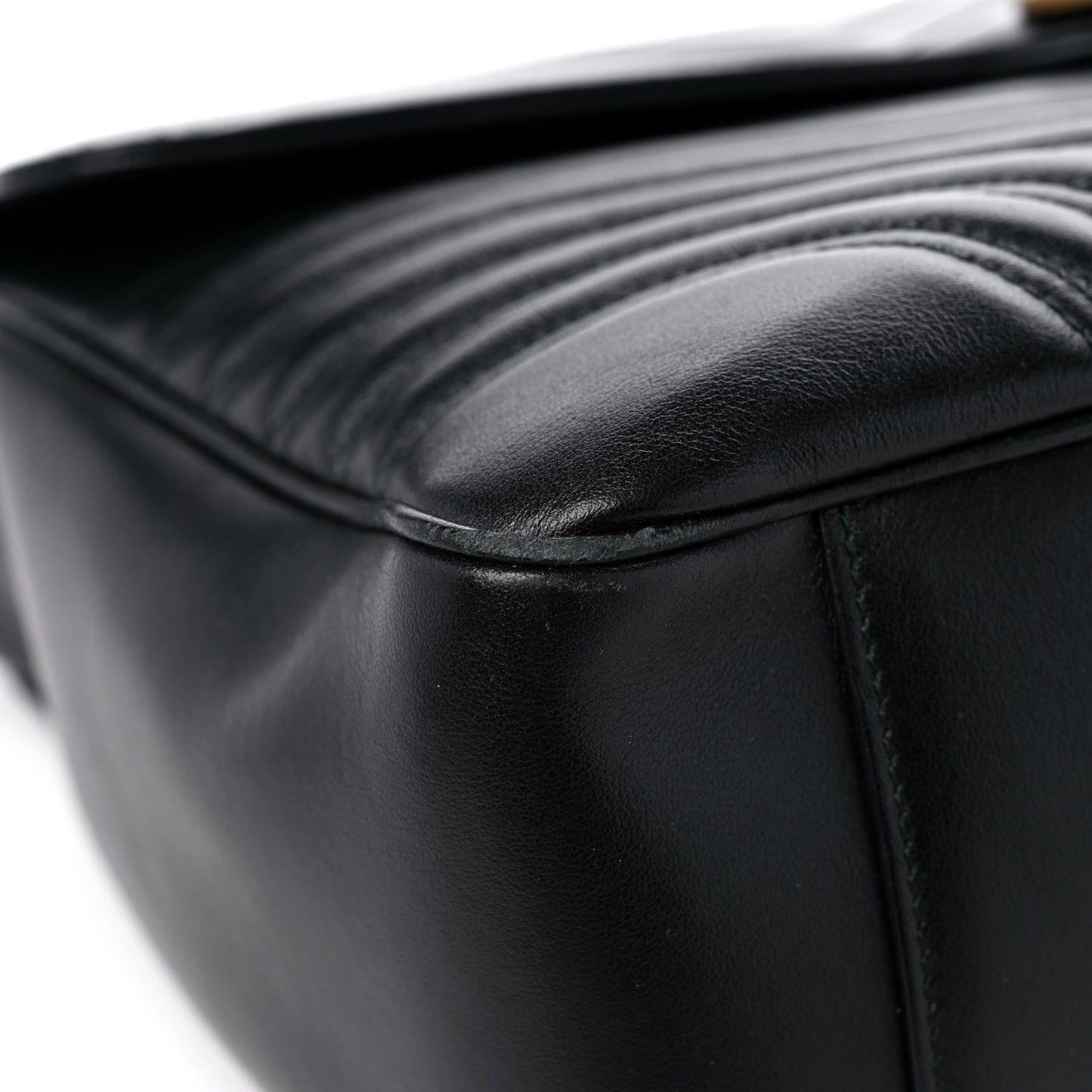 Calfskin Matelasse Large GG Marmont Shoulder Bag Black