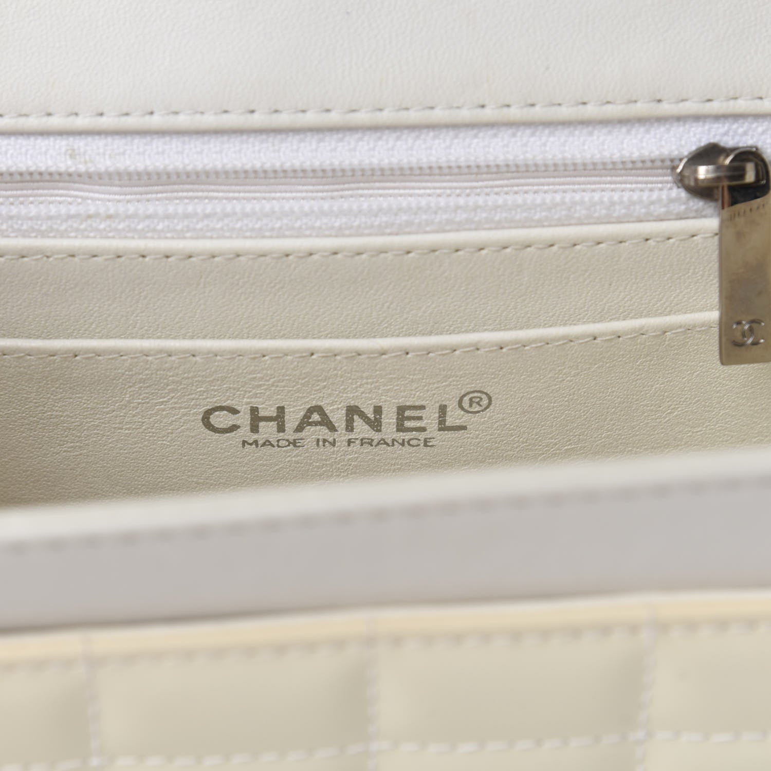 Chanel Lambskin Patent Chocolate Bar Flap White Black 9 of 11