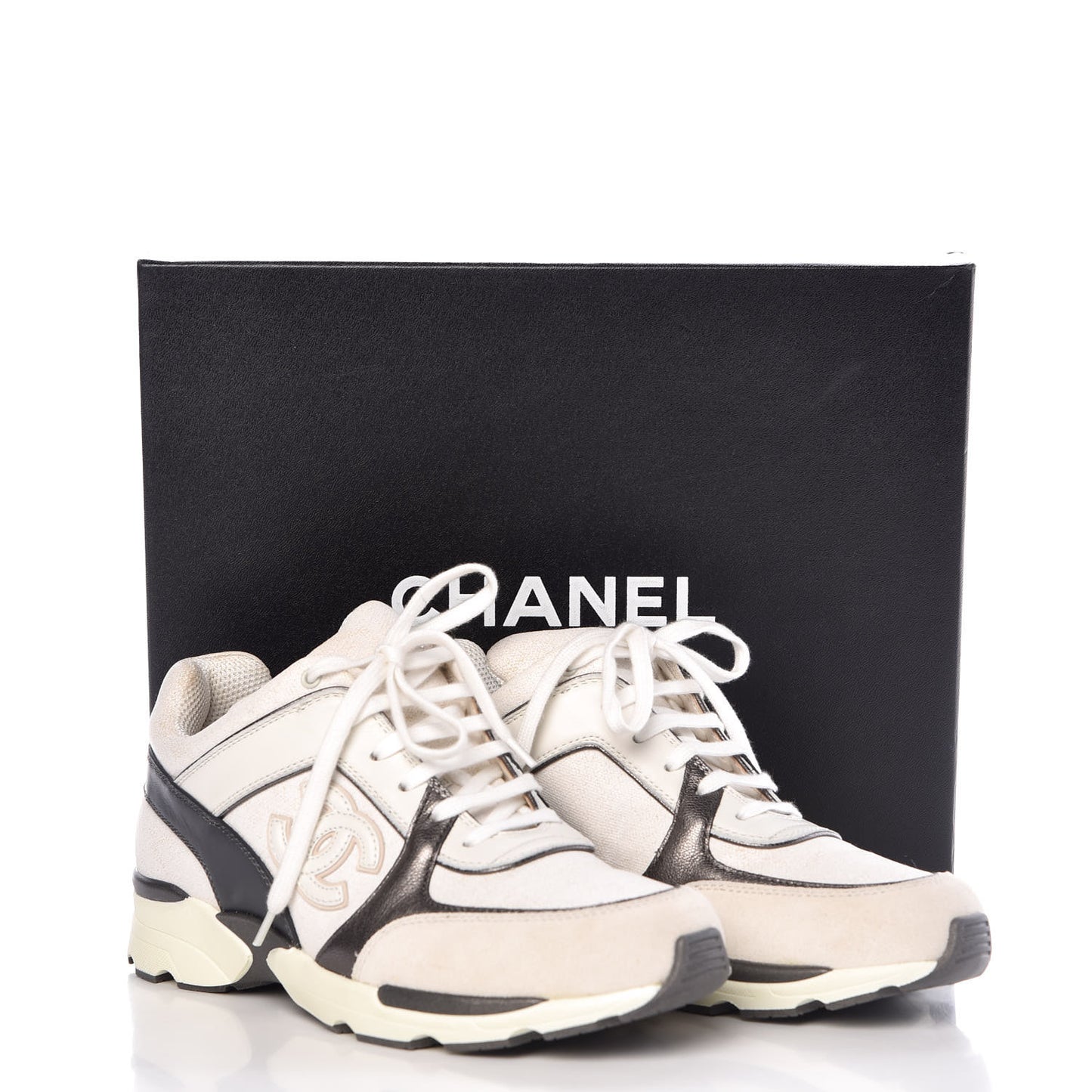 Suede Calfskin CC Sneakers 37 White Grey
