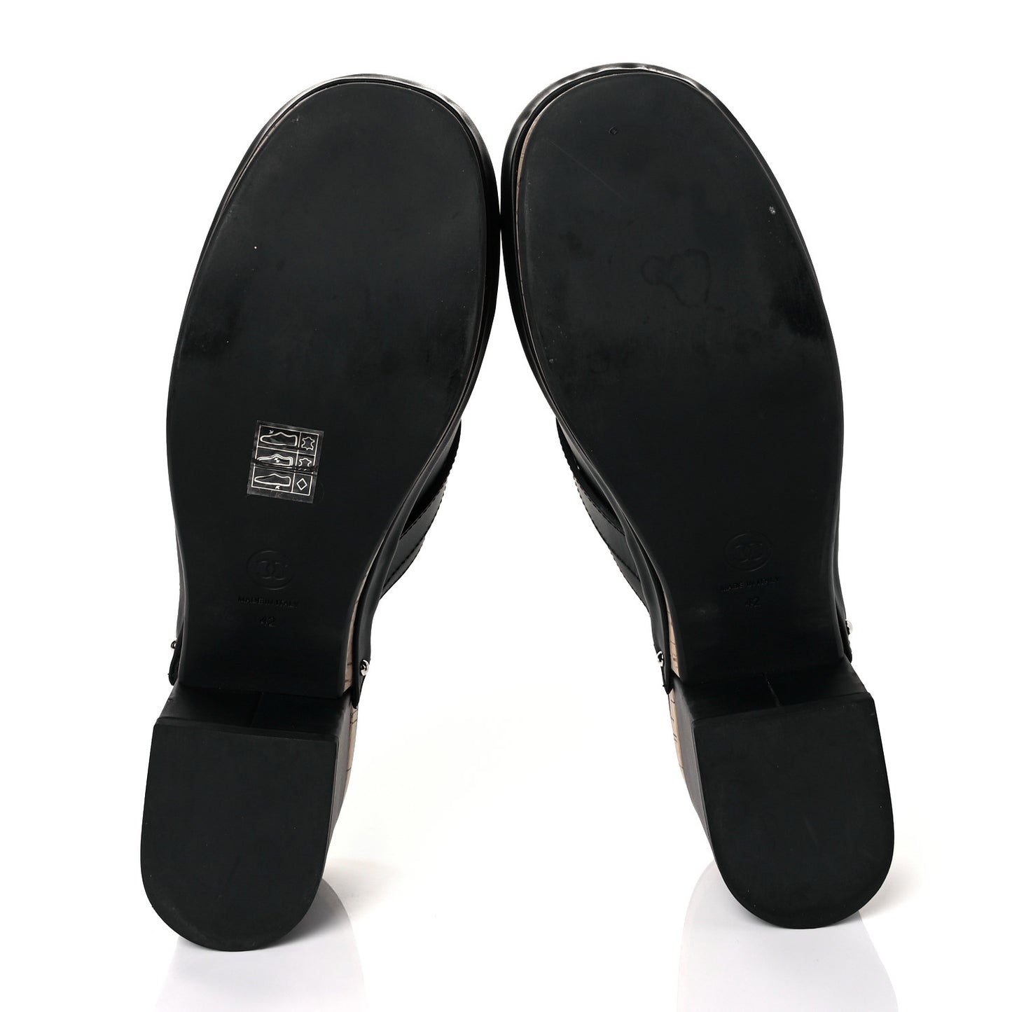 Calfskin CC Turn Lock Clogs 42 Black