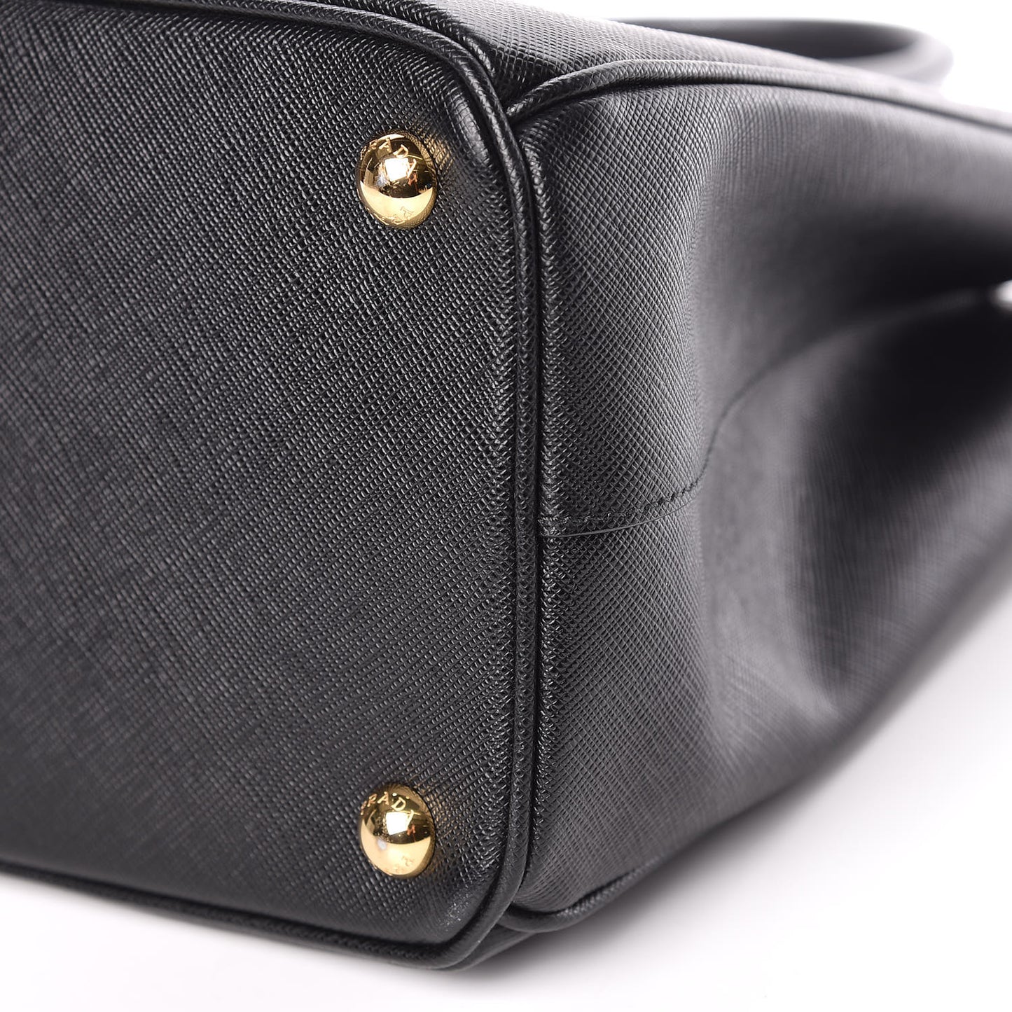 Saffiano Medium Galleria Double Zip Tote Black