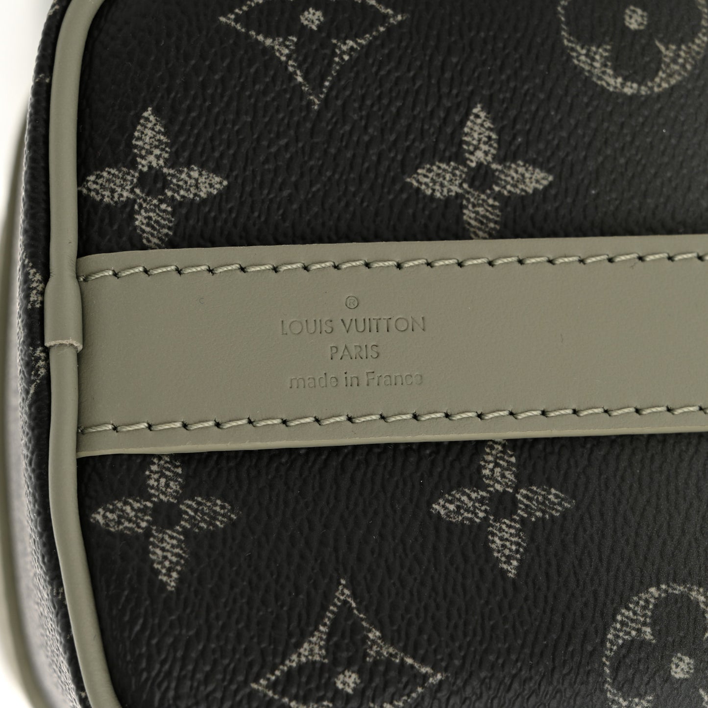 Monogram Gradient Keepall Bandouliere 25 Khaki