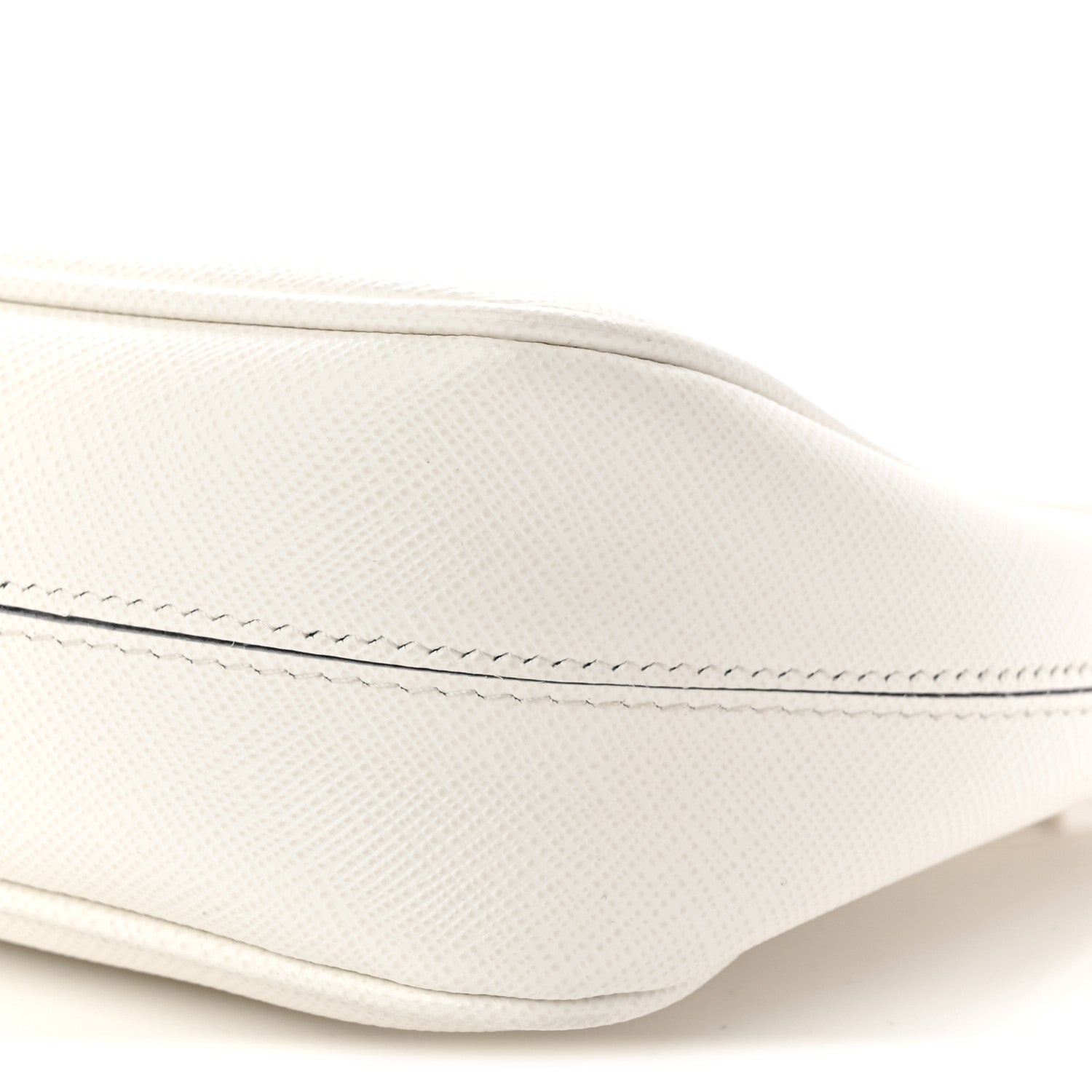 Prada Saffiano Re-Edition 2005 Shoulder Bag White 11 of 11