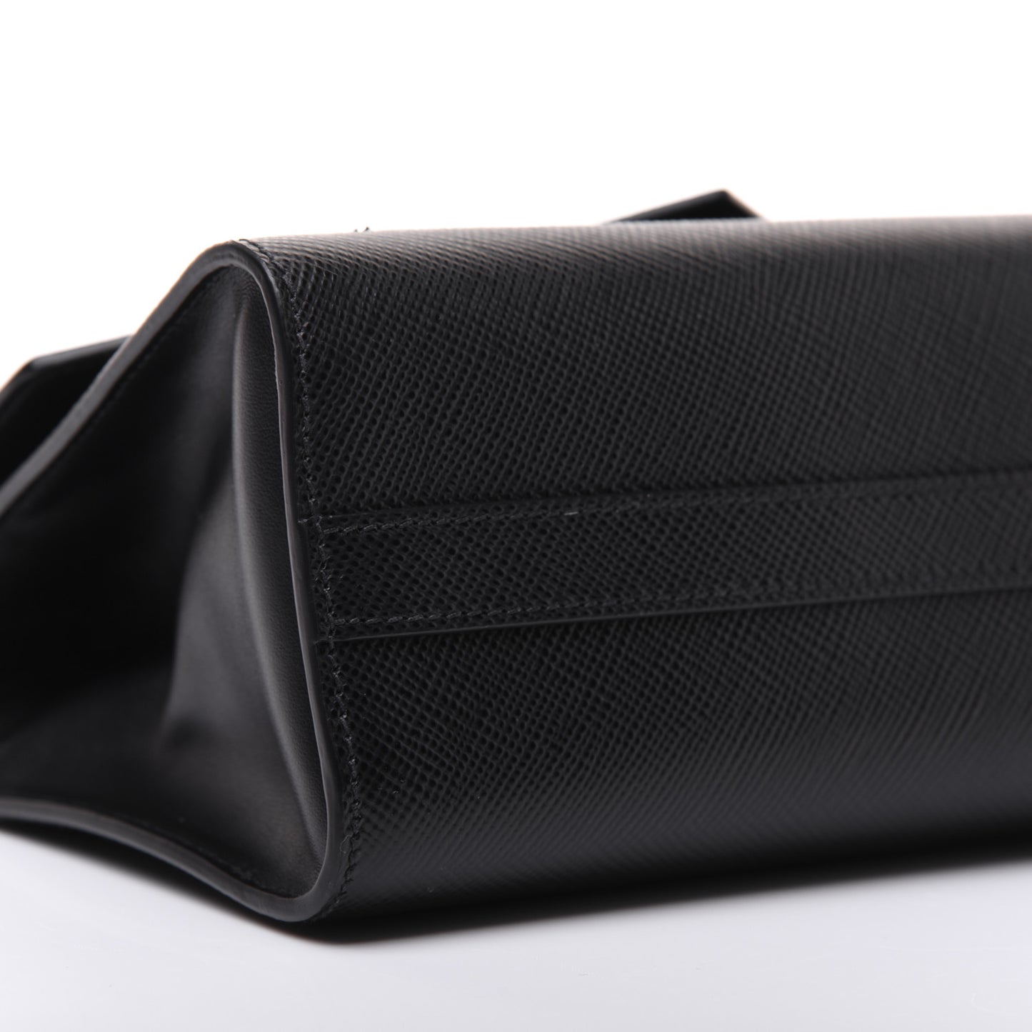 Saffiano Cuir Calfskin Monochrome Patches Envelope Flap Chain Shoulder Bag Black