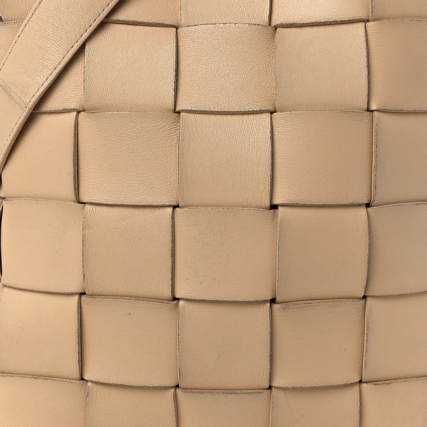 Bottega Veneta Lambskin Maxi Intrecciato Cassette Messenger Almond 9 of 12