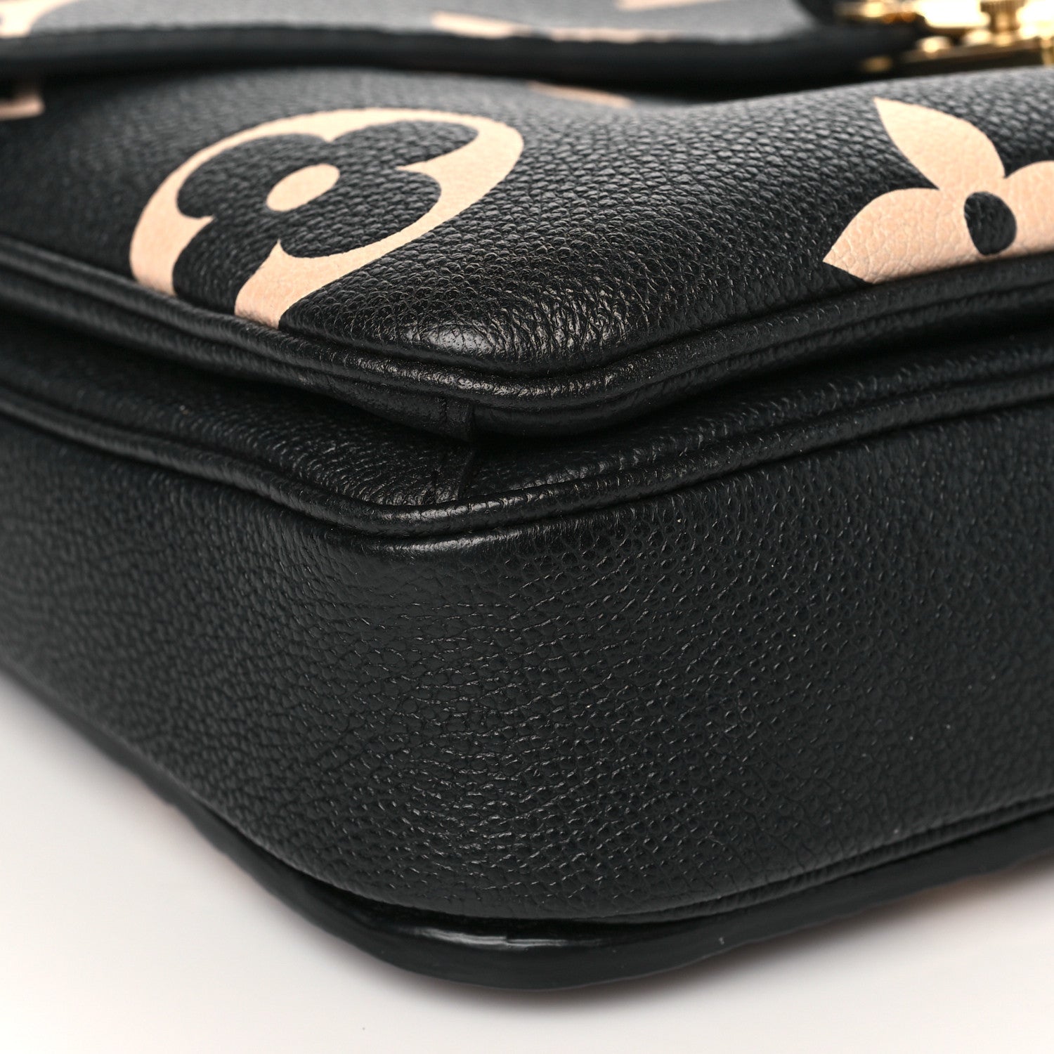 Louis Vuitton Empreinte Monogram Giant Pochette Metis Black Beige 7 of 8