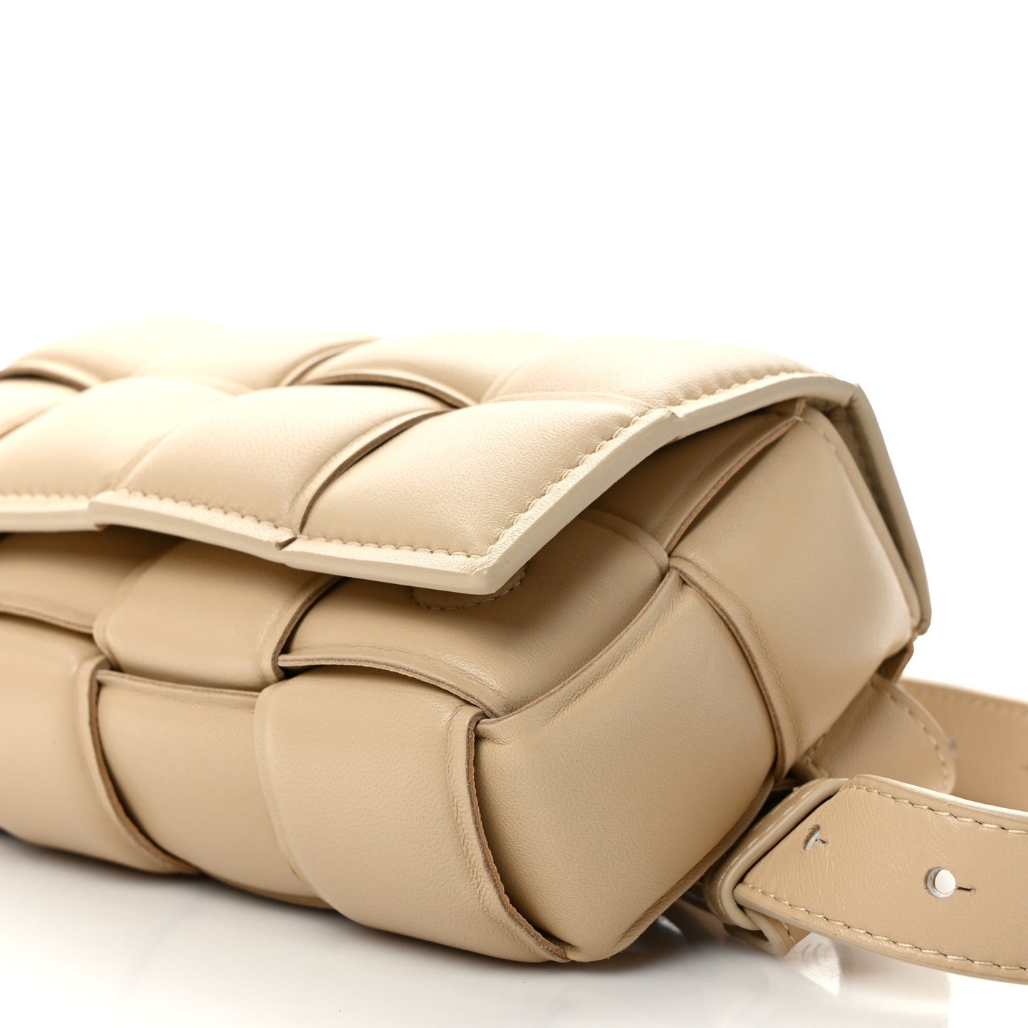 Nappa Maxi Intrecciato Padded The Belt Cassette Bag Porridge