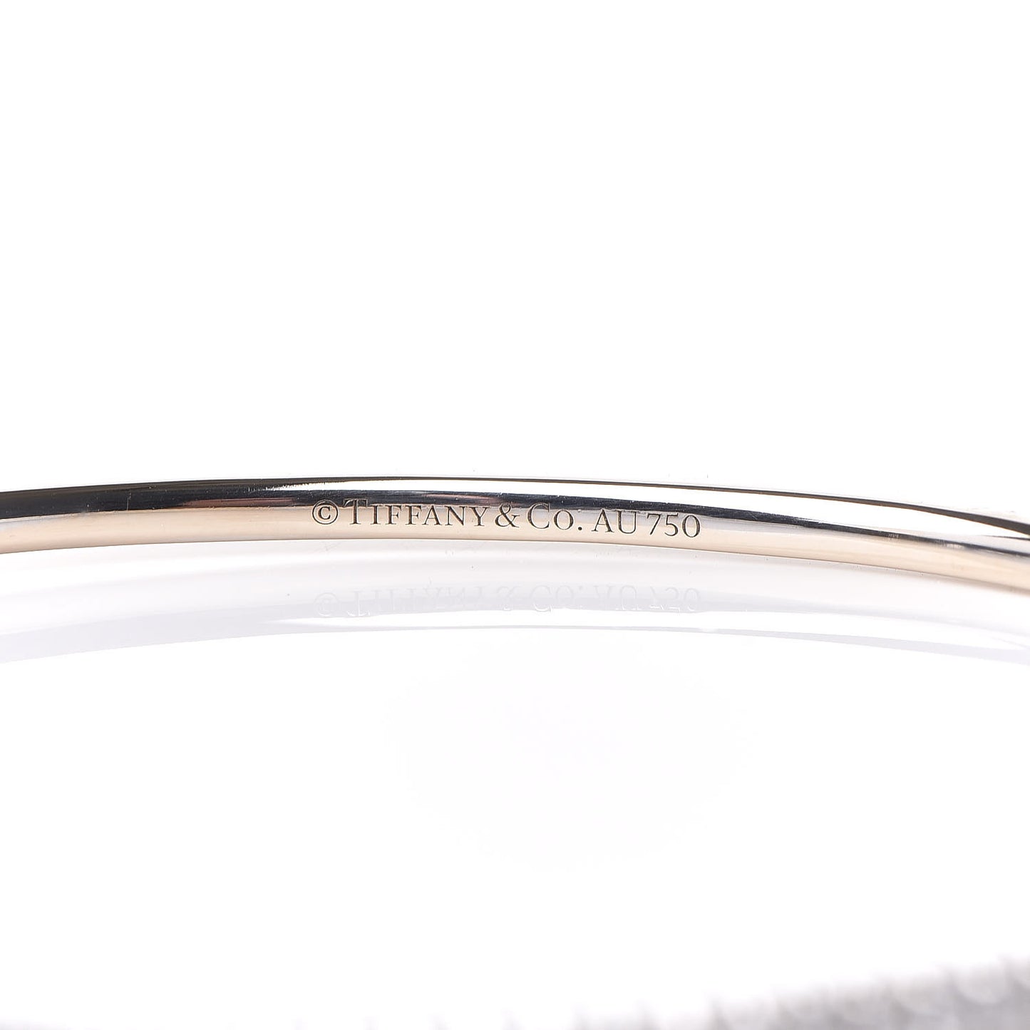 18K White Gold Diamond Metro Hinged Bangle