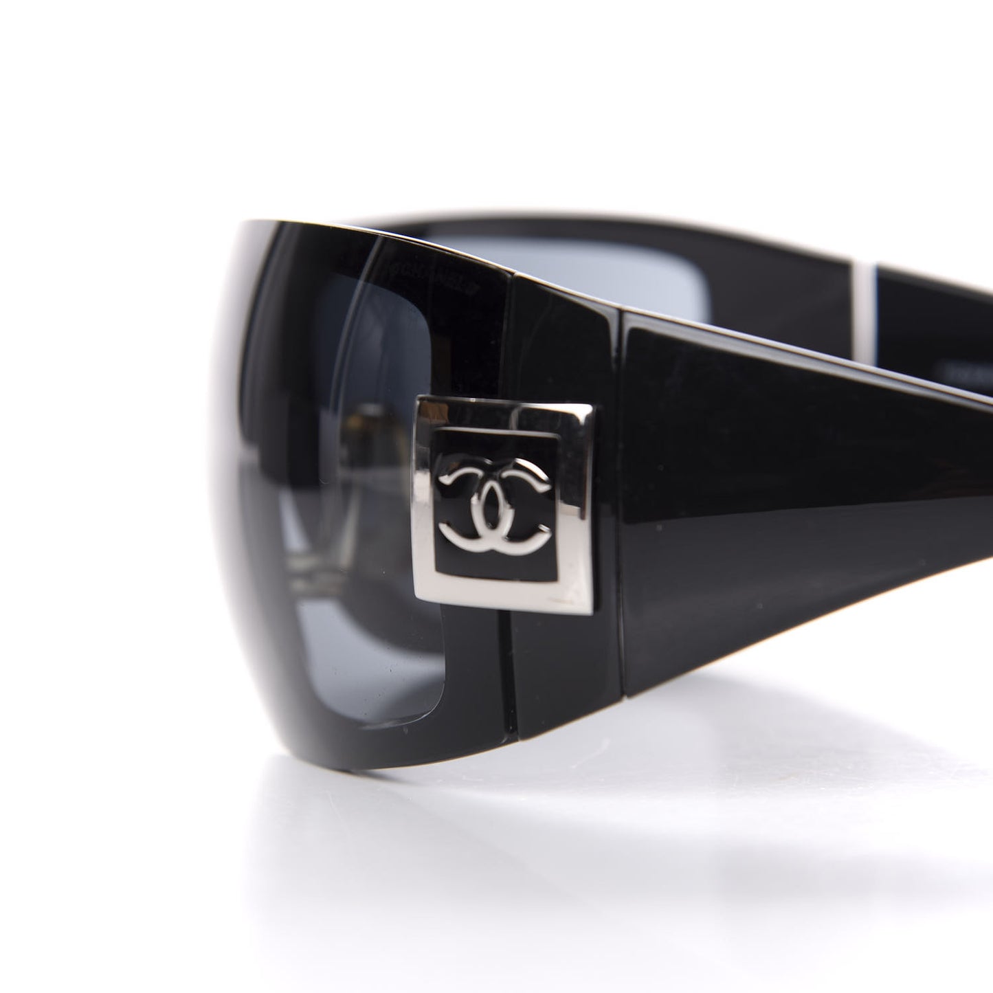 CC Logo Sunglasses 5086 Black
