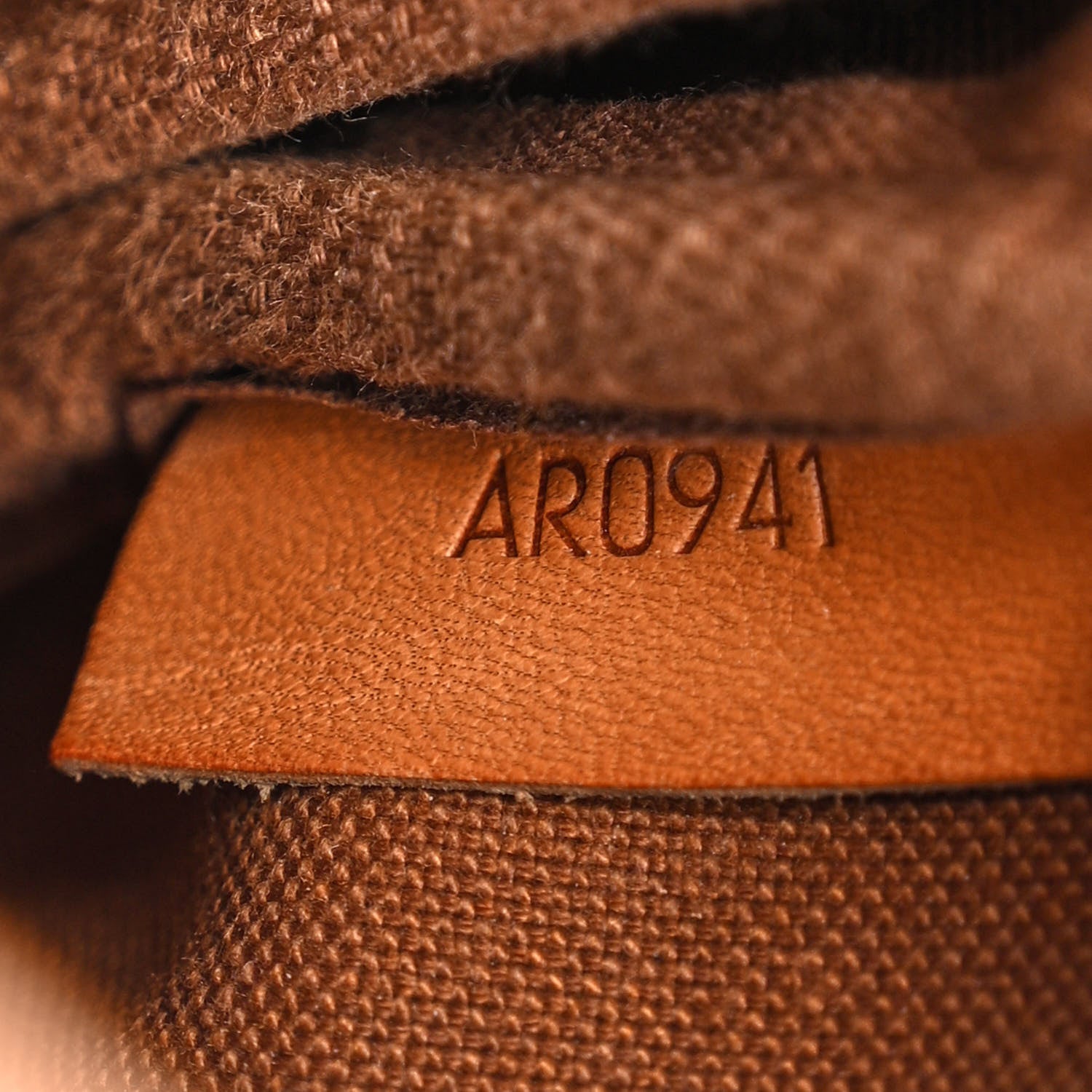 Louis Vuitton Monogram Saumur 30 8 of 17