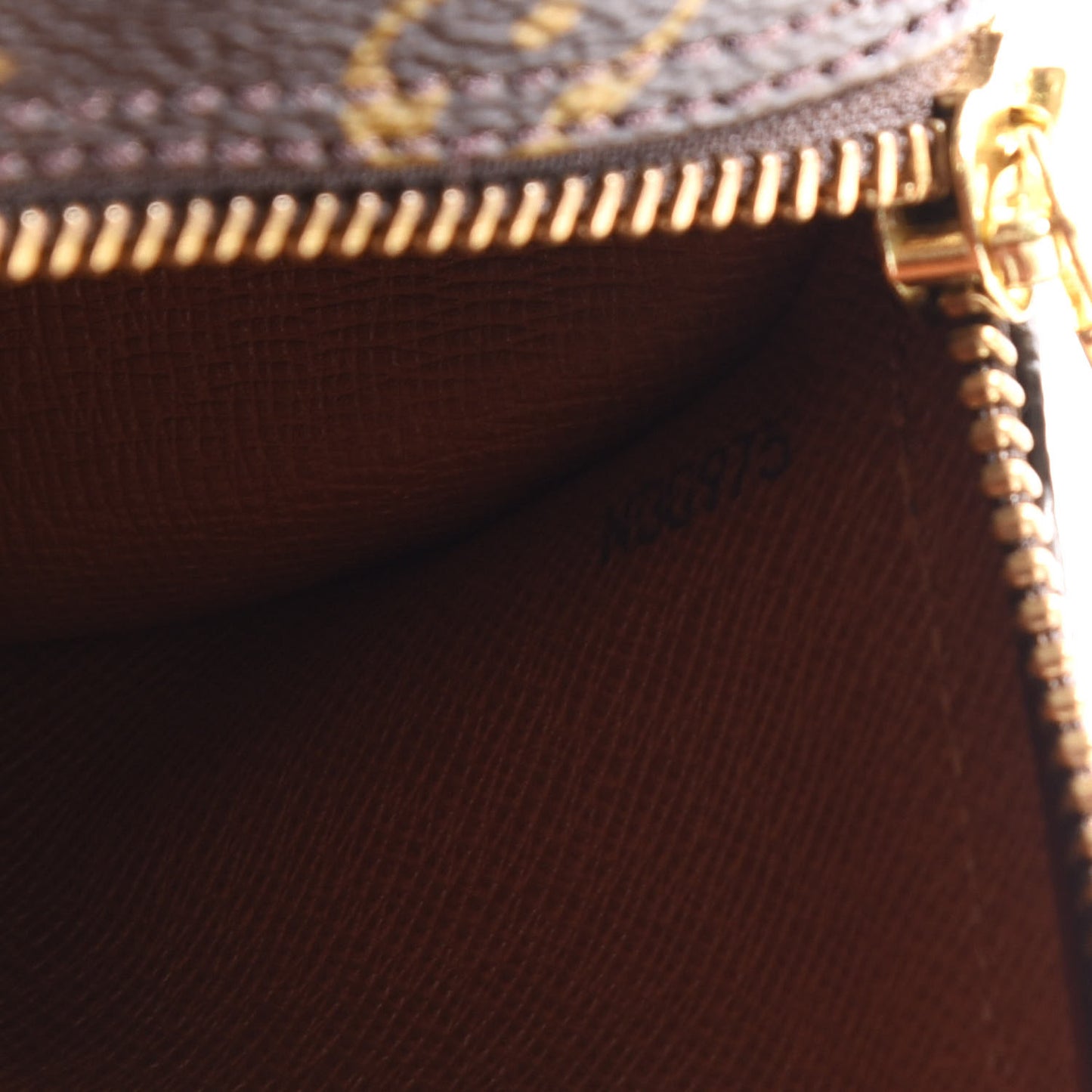 Monogram Papillon 26