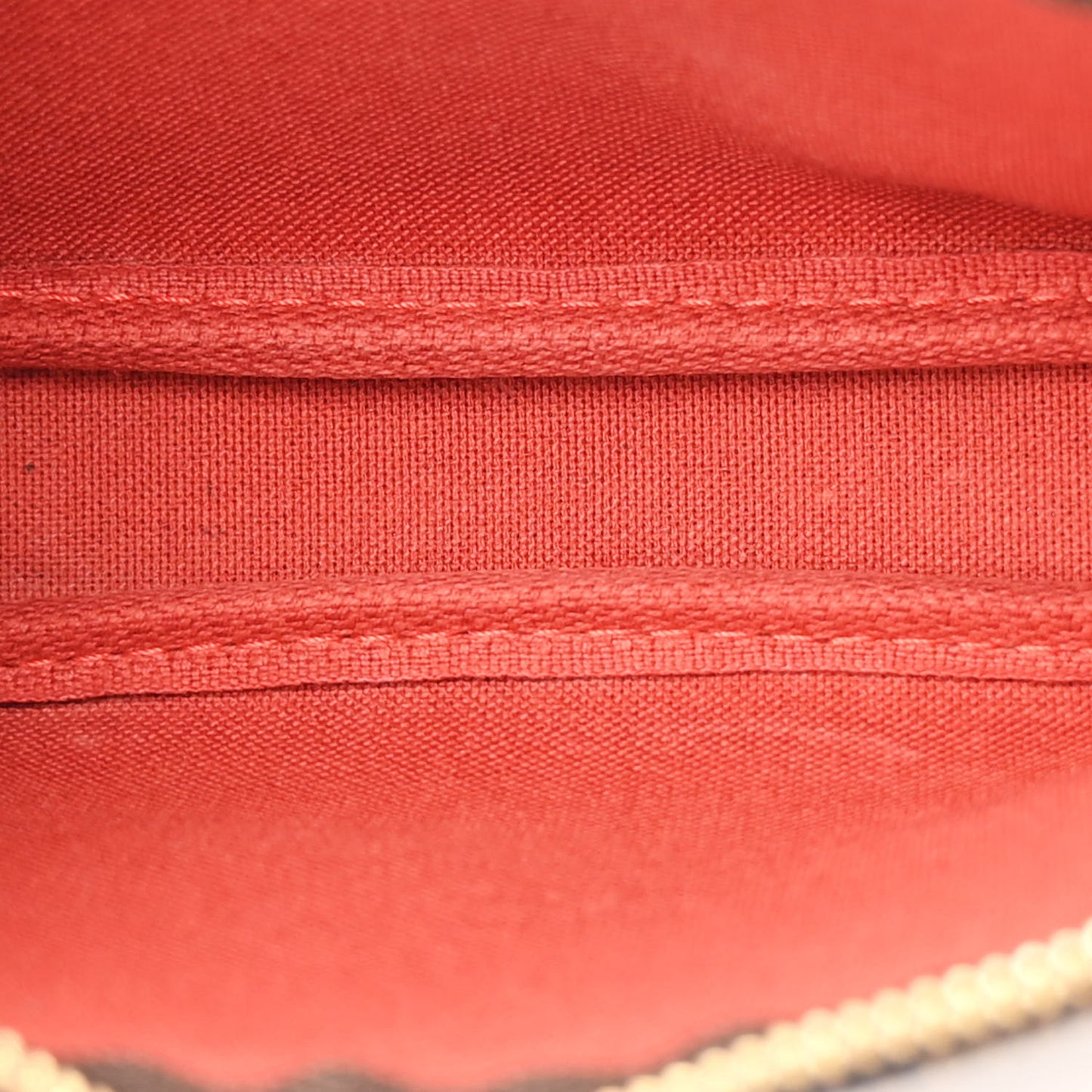 Damier Ebene Bucket Pochette Accessories