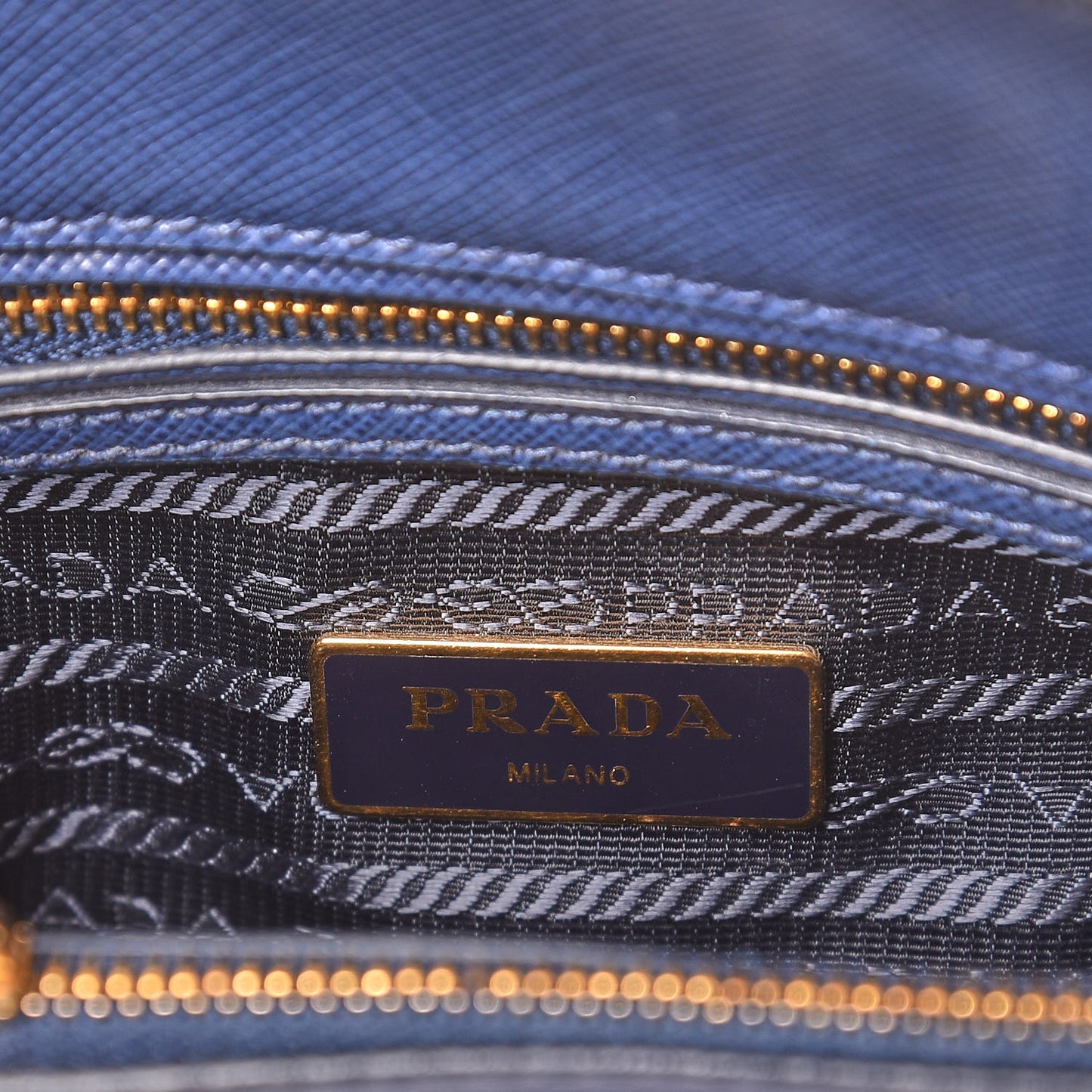 Saffiano Lux Small Promenade Tote Bluette