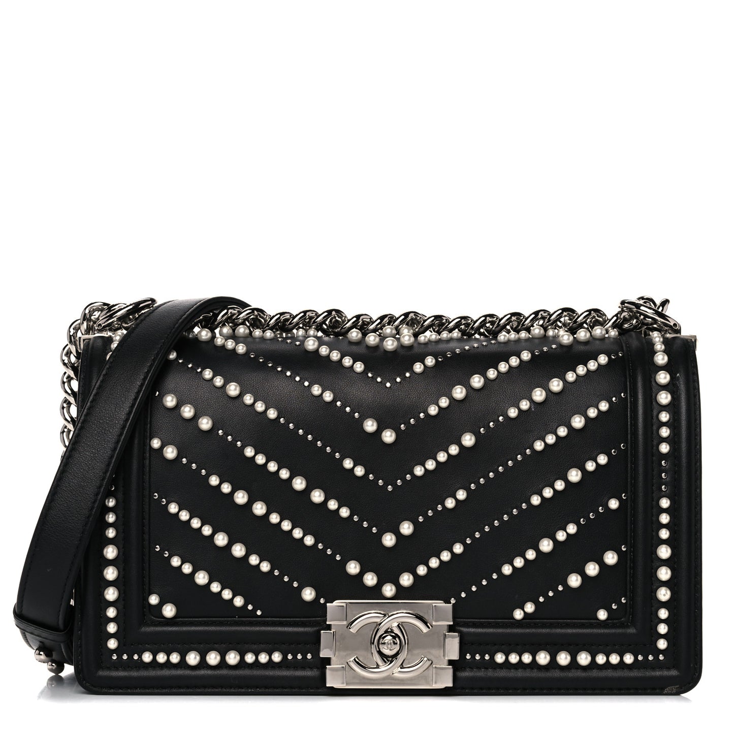 Calfskin Pearl Chevron Medium Boy Flap Black