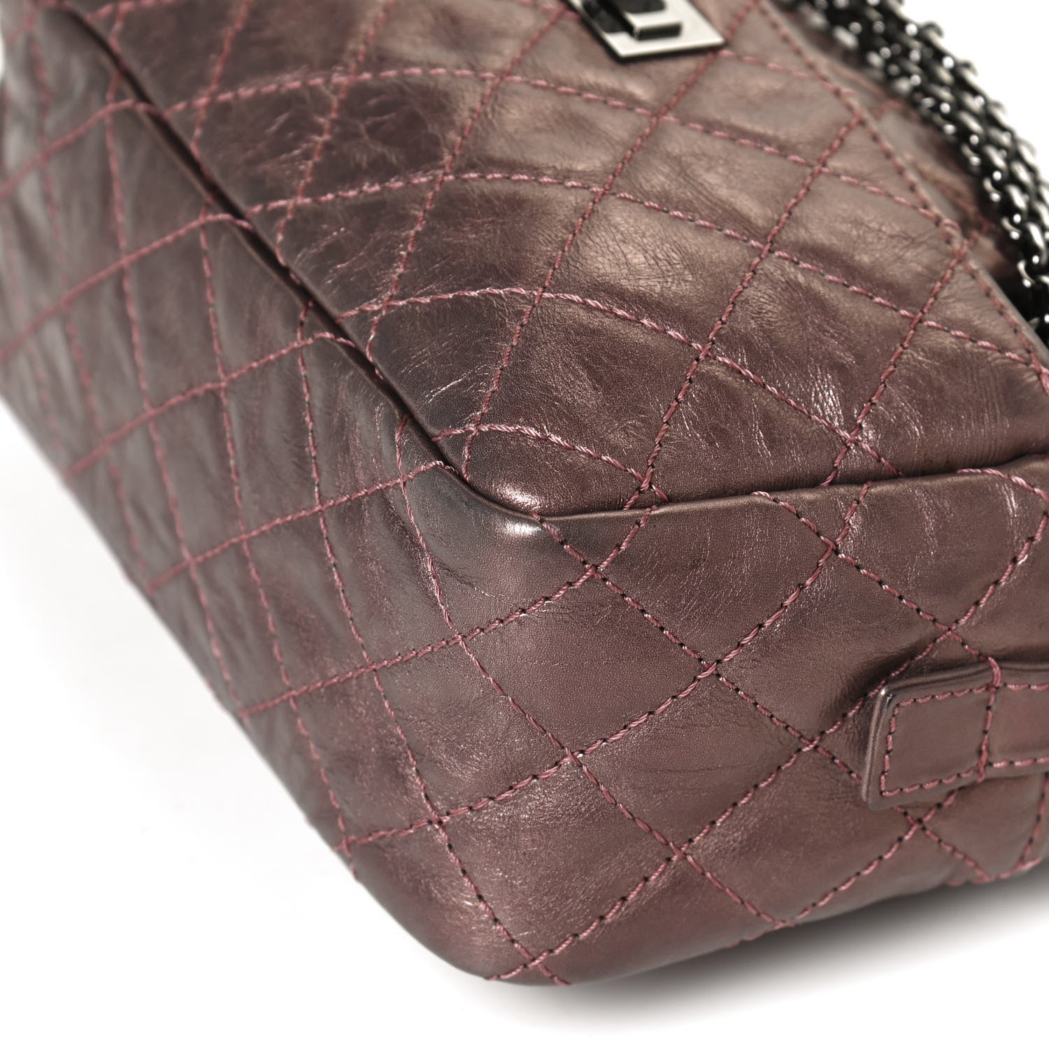 Chanel Metallic Aged Calfskin Quilted Small Reissue Camera Case Rose Fonce 11 of 12