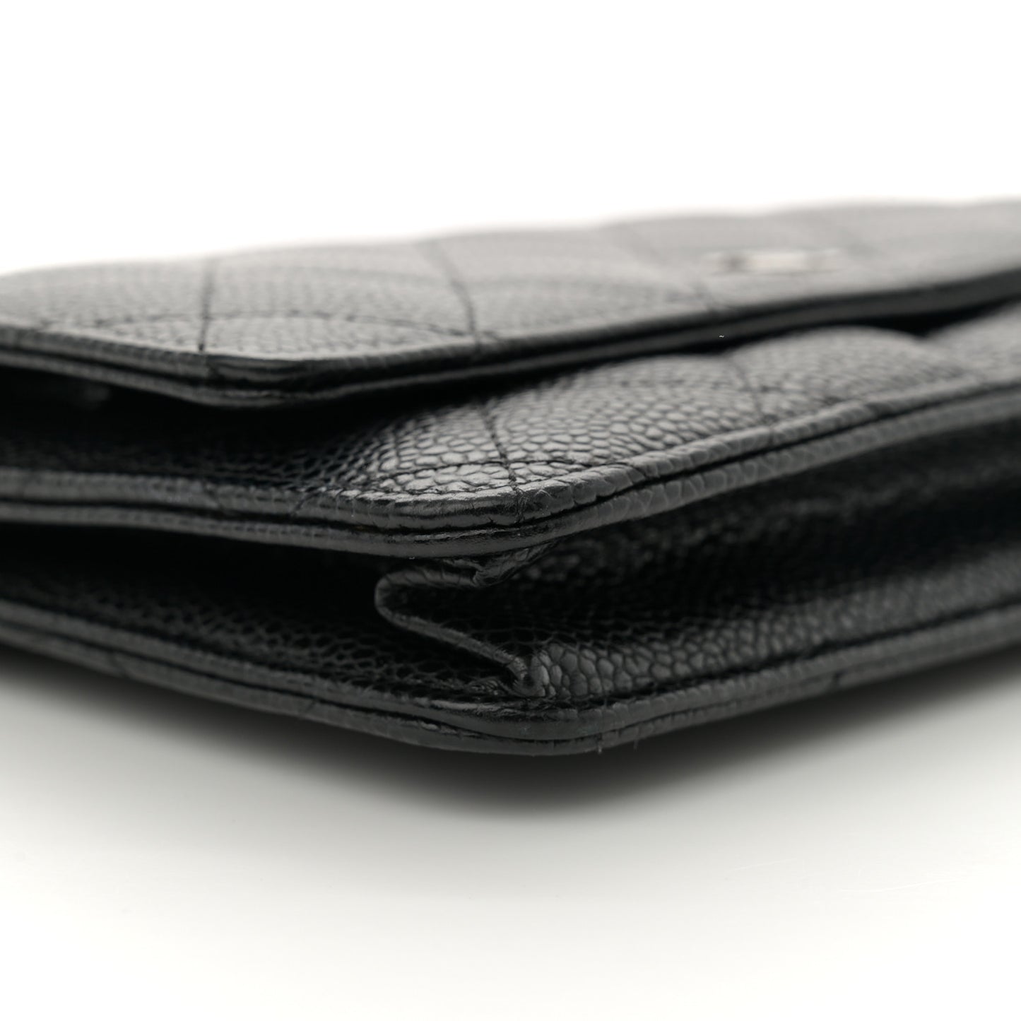 Caviar Quilted Wallet On Chain WOC Black
