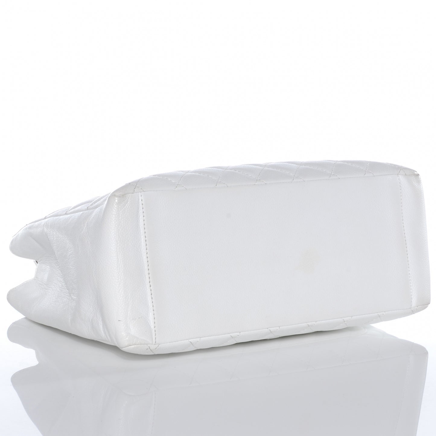 Caviar Grand Shopping Tote GST White