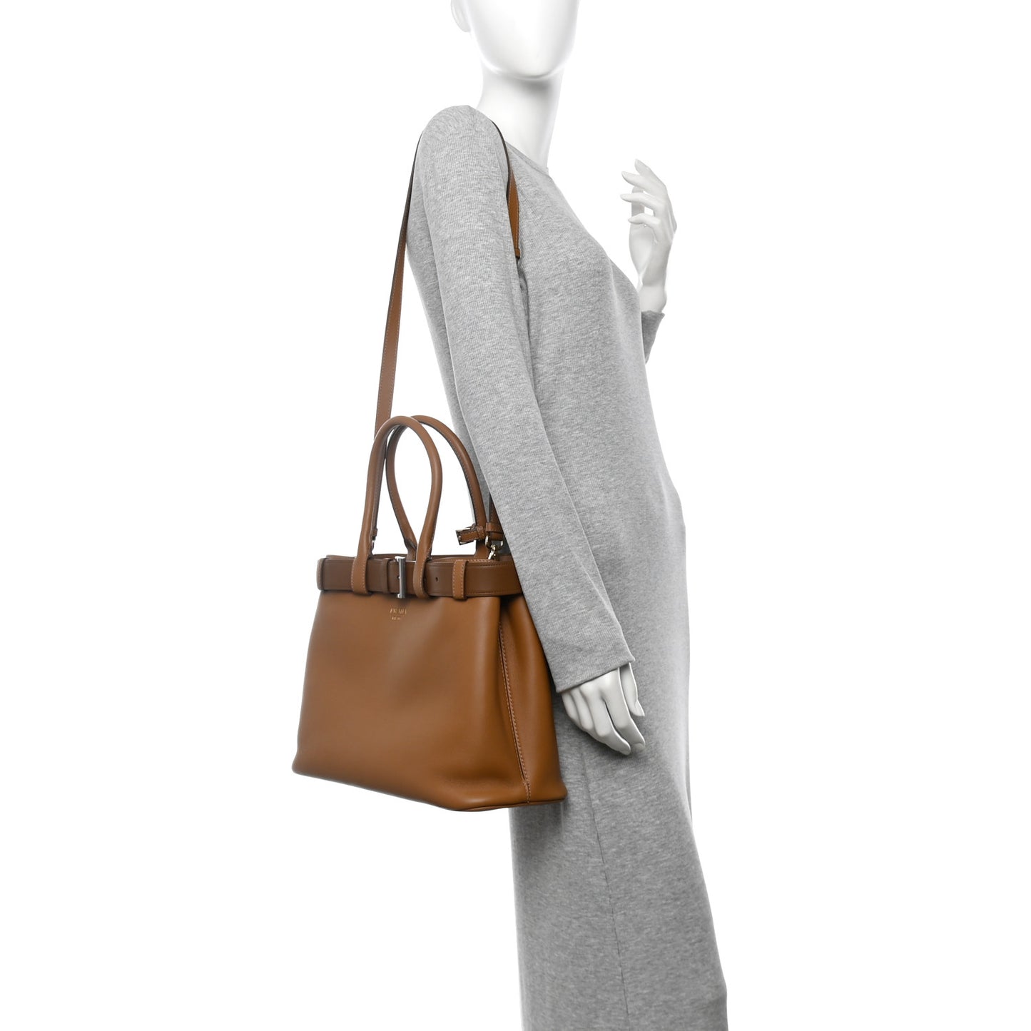 Soft Grained Calfskin Vitello Daino Large Buckle Bag Caramello