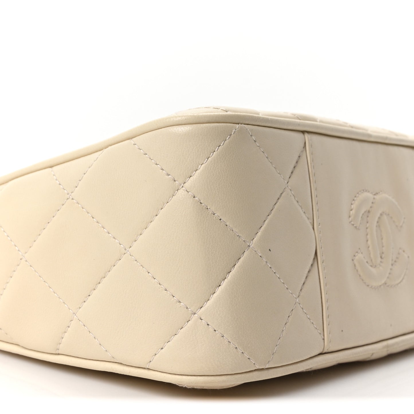 Lambskin Quilted CC Camera Case White