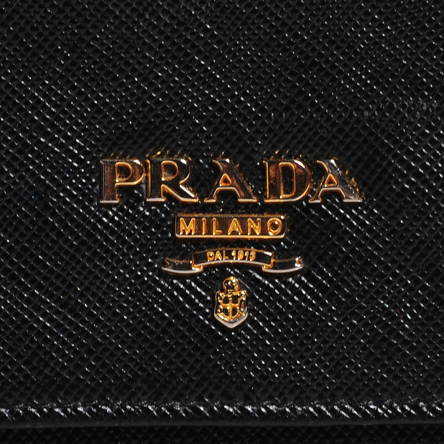 Saffiano Metal Oro Chain Wallet Nero Black