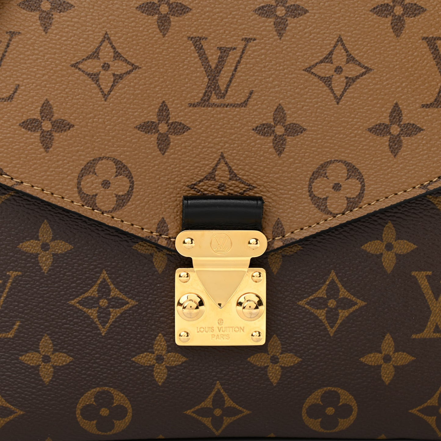 Reverse Monogram Pochette Metis