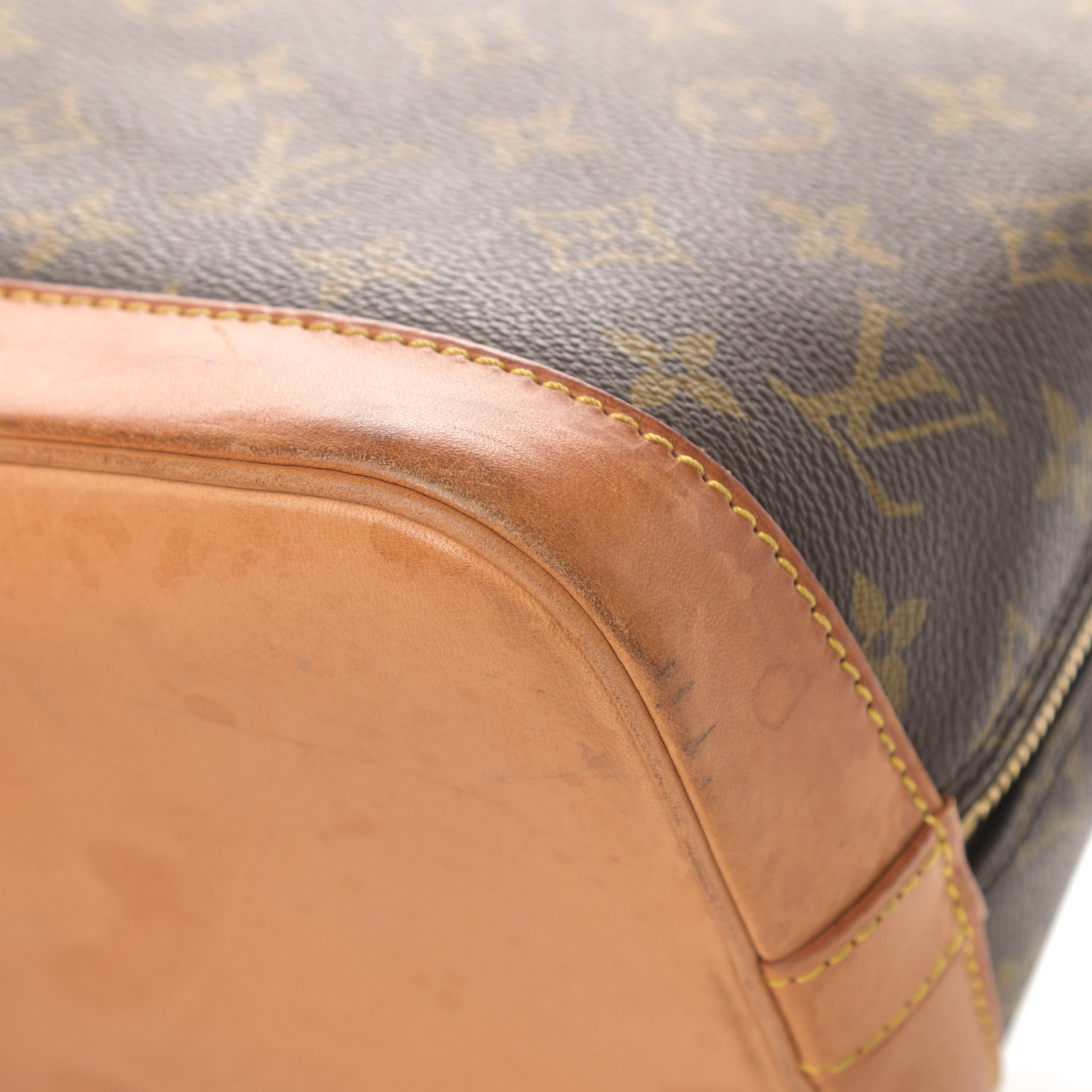 Louis Vuitton Monogram Alma PM 10 of 19