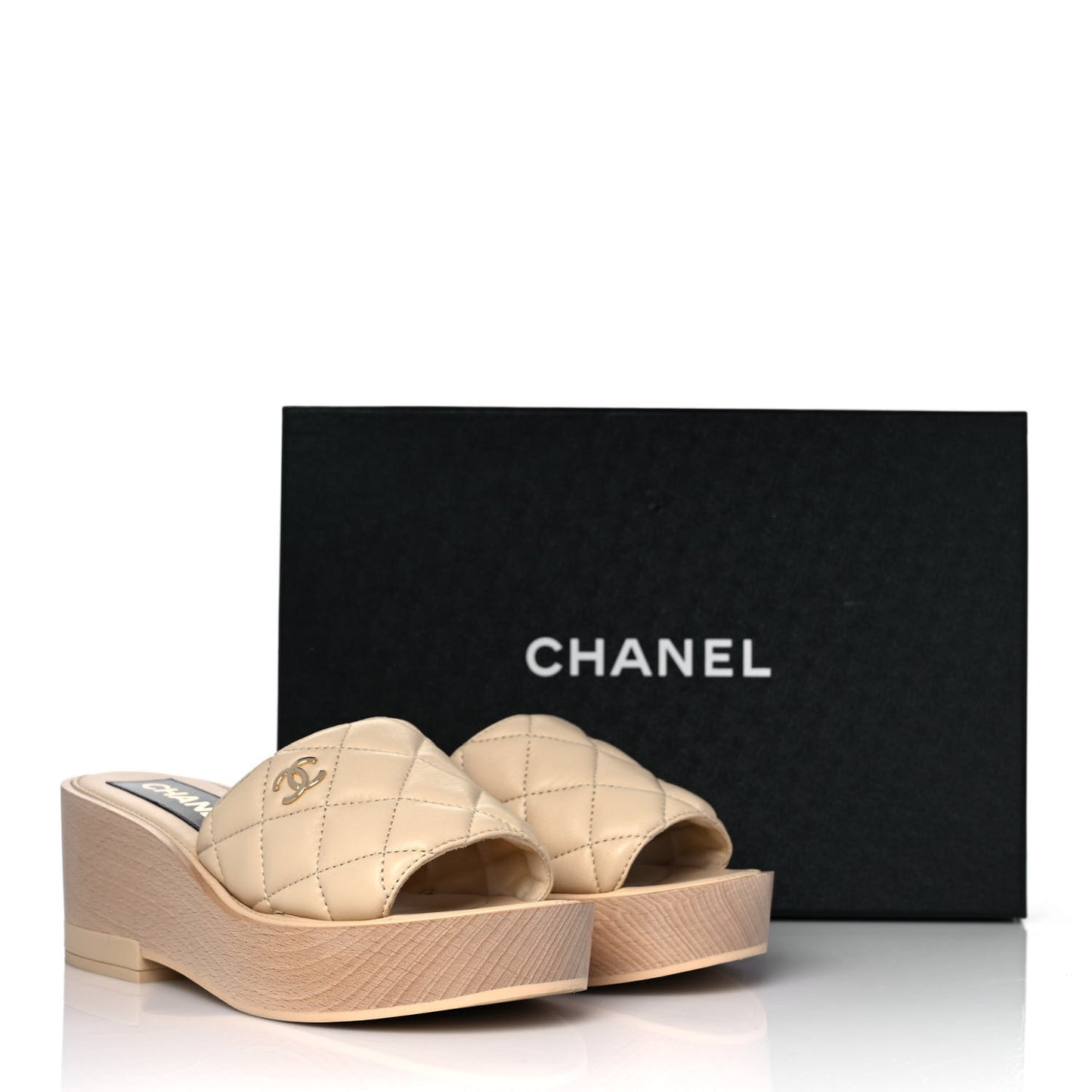Lambskin Quilted CC Slip On Platform Sandals 36 Beige