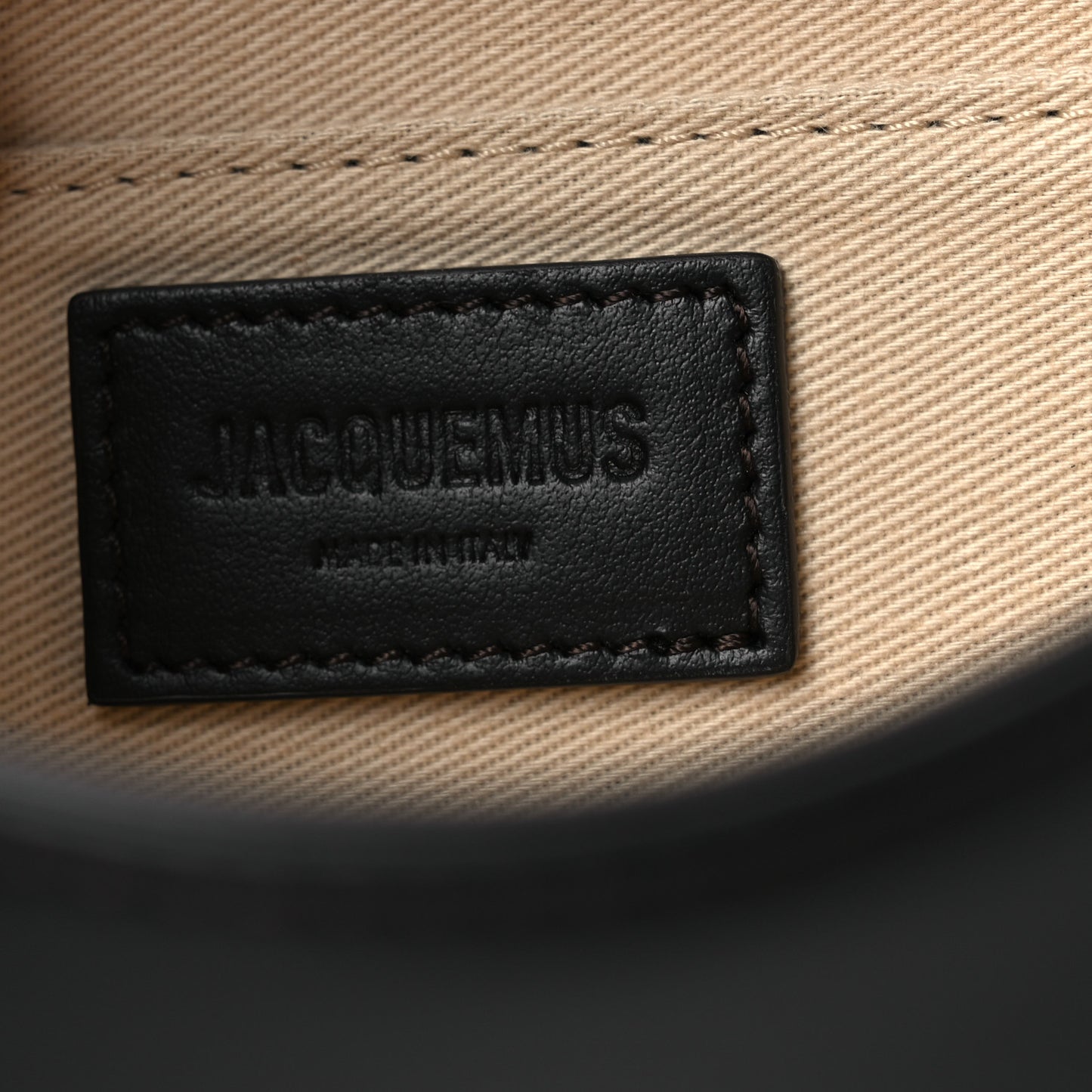 Smooth Calfskin Le Bisou Perle Black