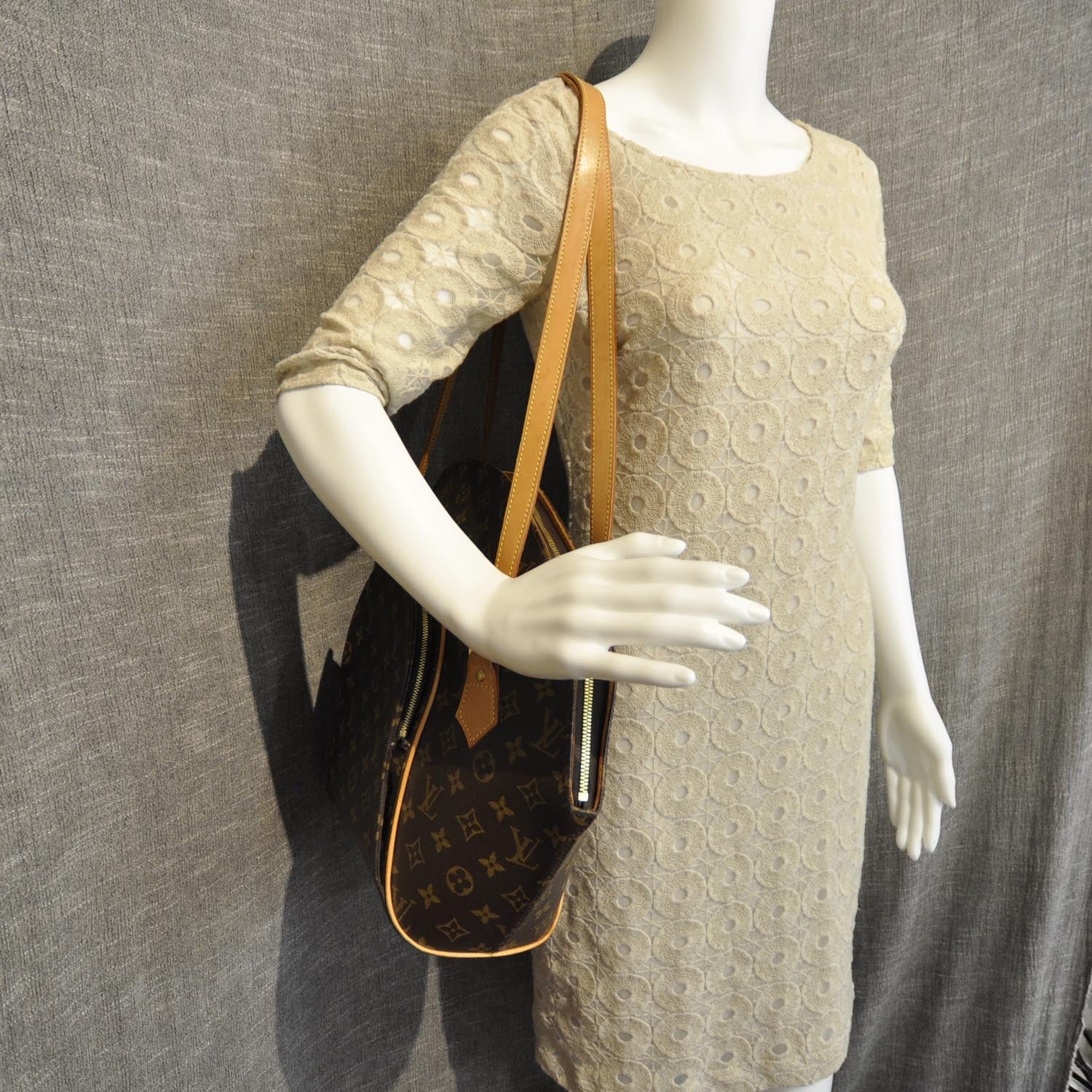Louis Vuitton Monogram Ellipse GM Shopping Bag 2 of 9