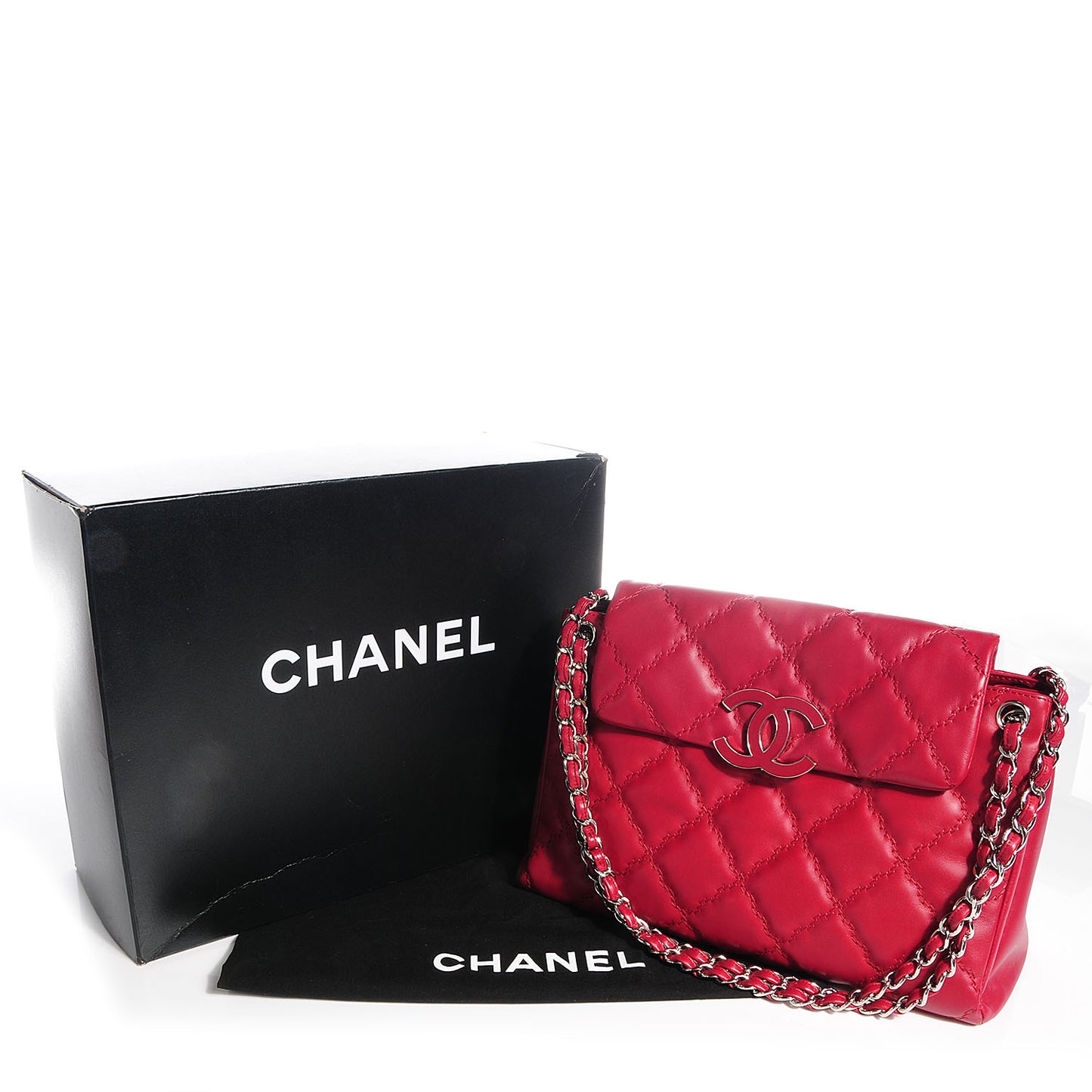 Calfskin Large Hamptons Flap Bag Red