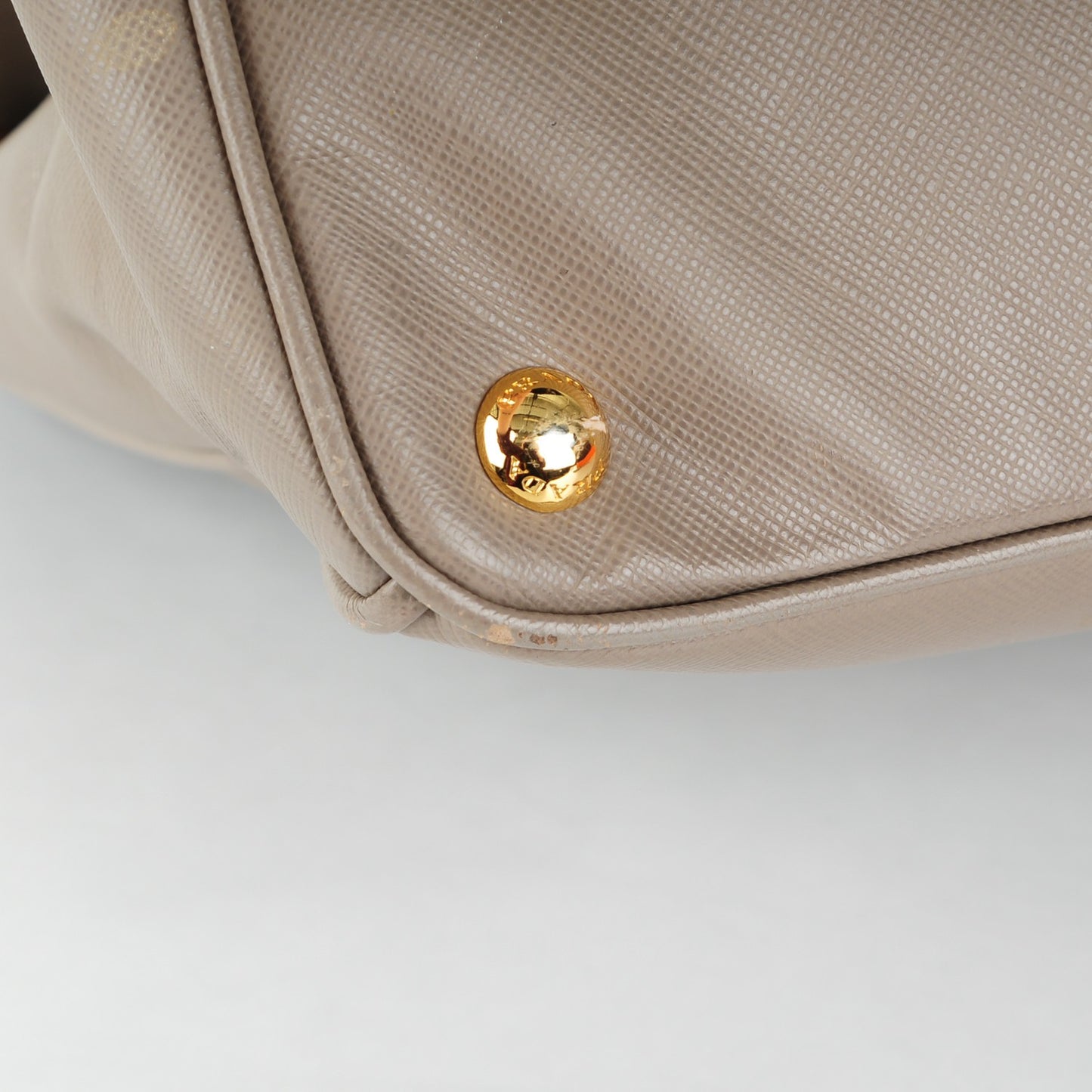 Saffiano Large Galleria Double Zip Tote Argilla