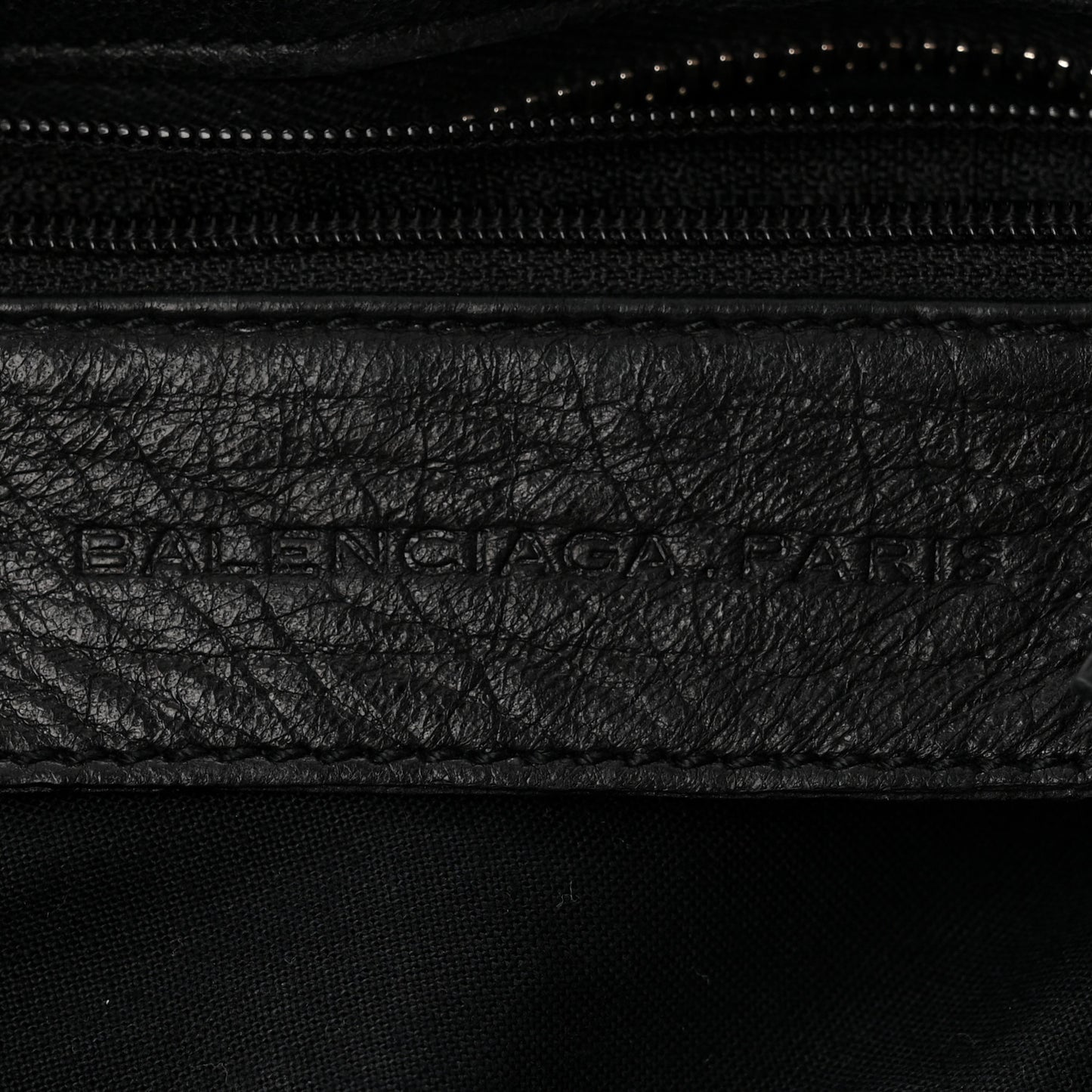 Agneau Classic Silver Hardware City Black