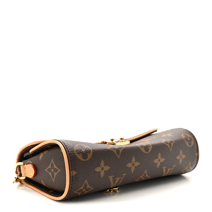 Louis Vuitton Monogram Pochette Camille 4 of 9