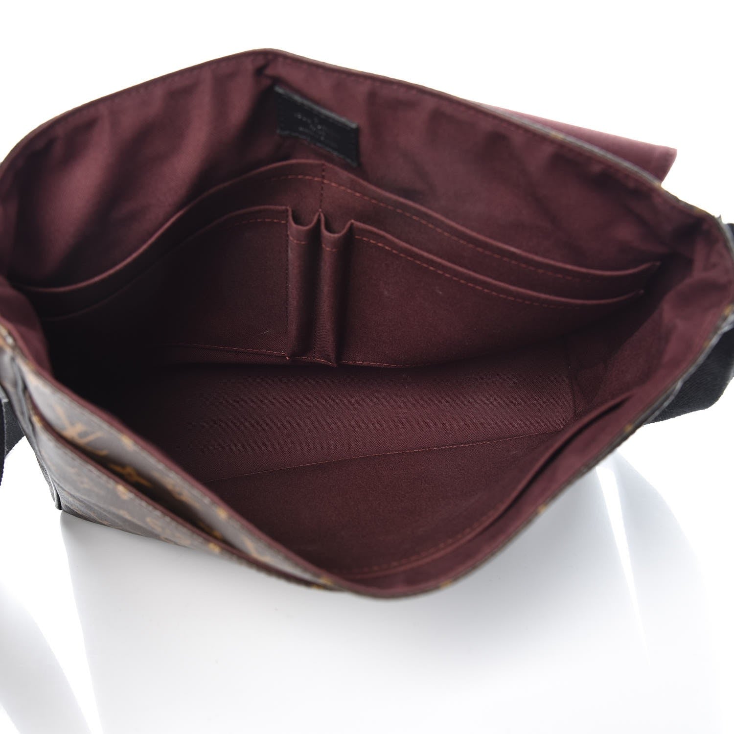 Louis Vuitton Monogram Macassar District MM 5 of 11