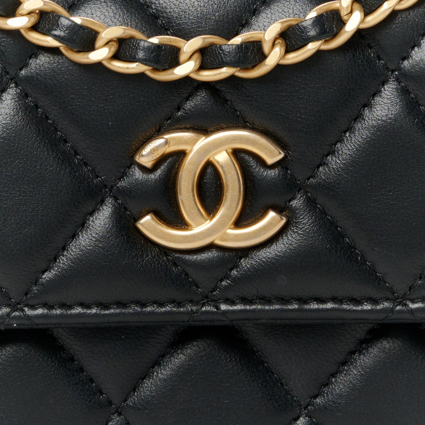 Lambskin Quilted Chain Top Handle Clutch With Chain Black
