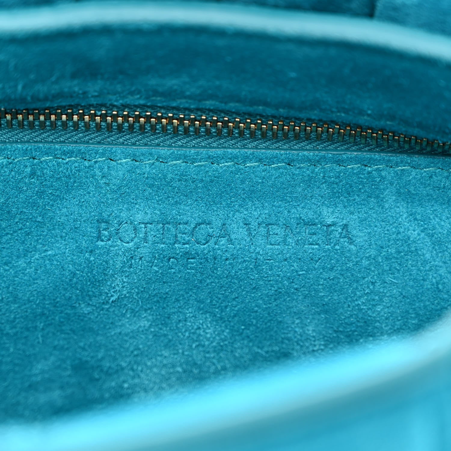 Bottega Veneta Suede Maxi Intrecciato Padded Chain Cassette Crossbody Bag Blaster 6 of 9