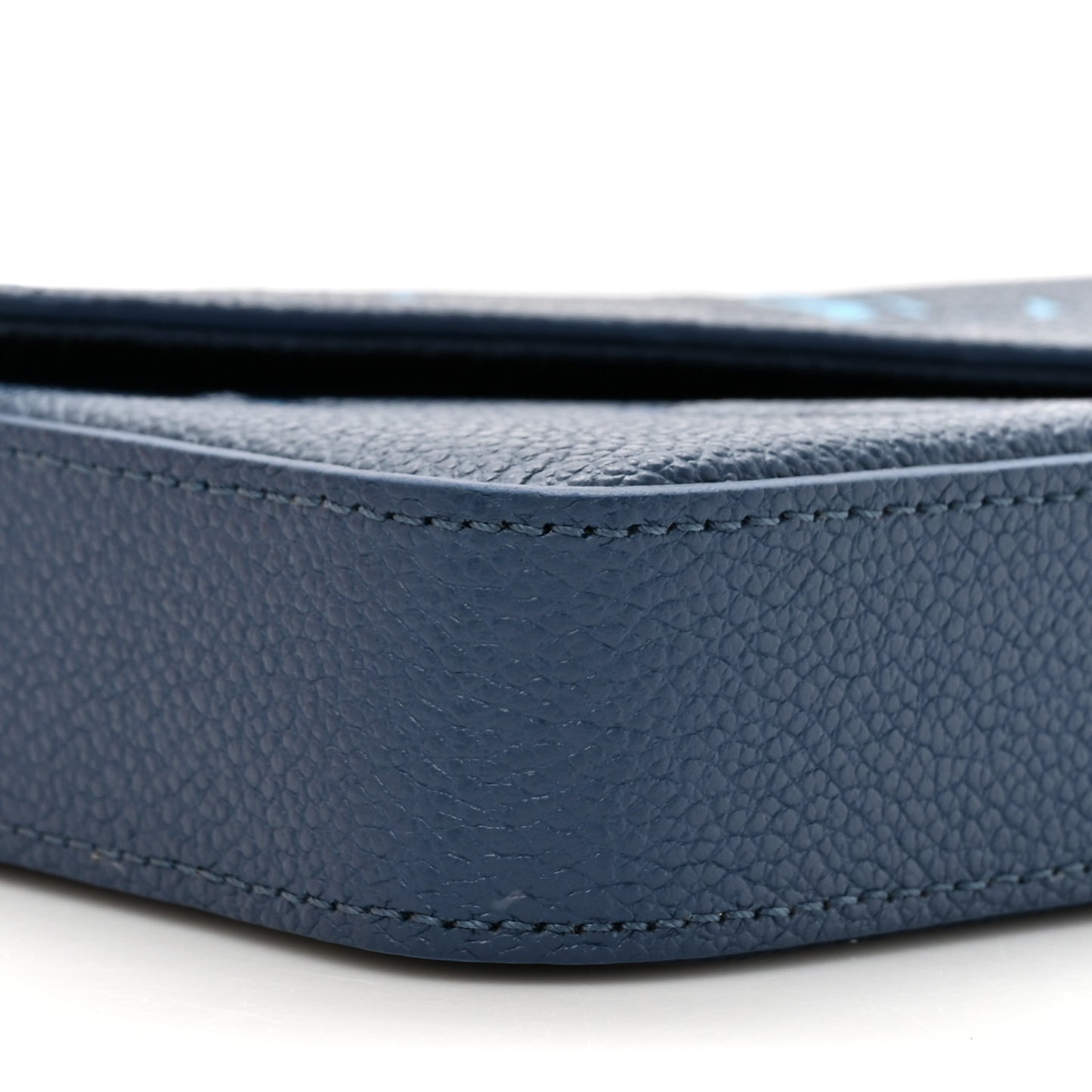 Empreinte Monogram Giant Felicie Pochette Chain Wallet Gradient Blue