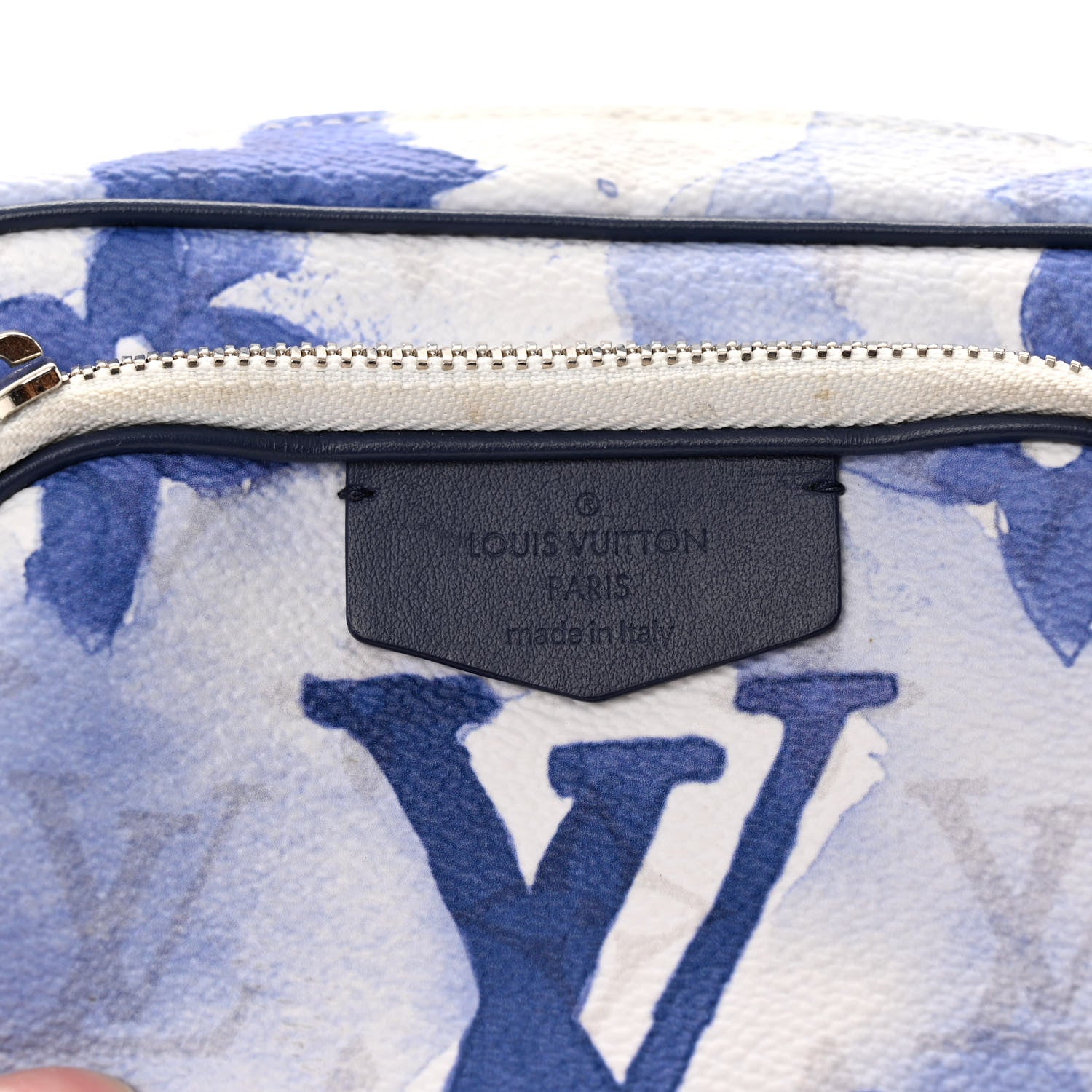 Louis Vuitton Monogram Watercolor Outdoor Pouch Blue 6 of 9