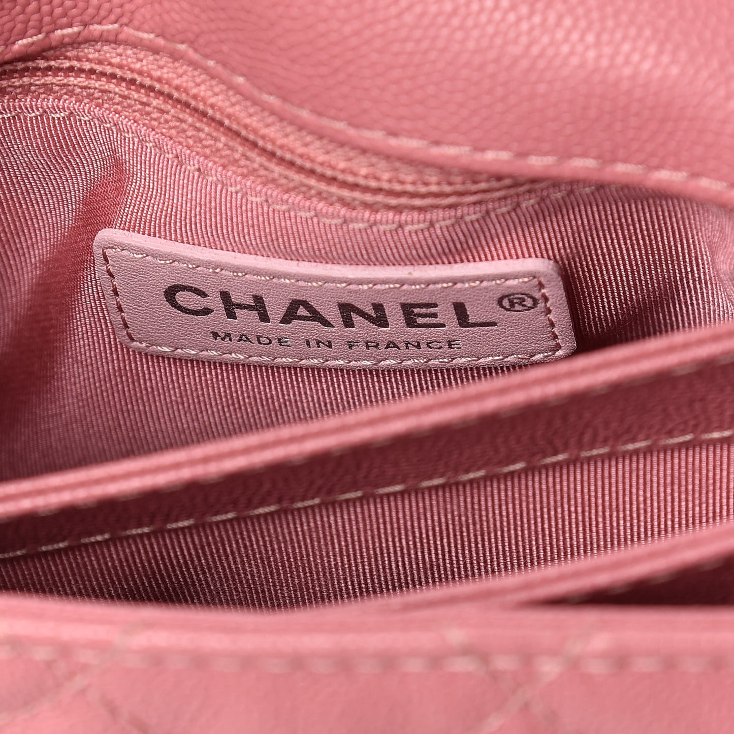 Caviar Quilted Medium Urban Companion Flap Pink