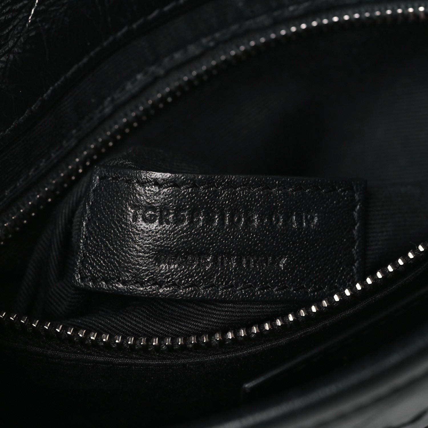 Saint Laurent Crinkled Calfskin Matelasse Monogram Niki Chain Wallet Black 7 of 13