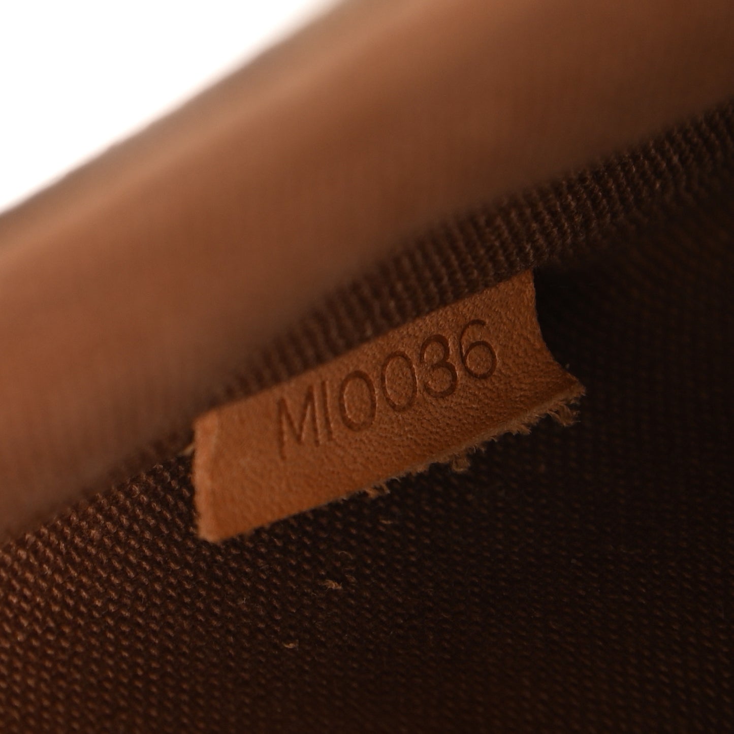 Monogram Bosphore PM Messenger
