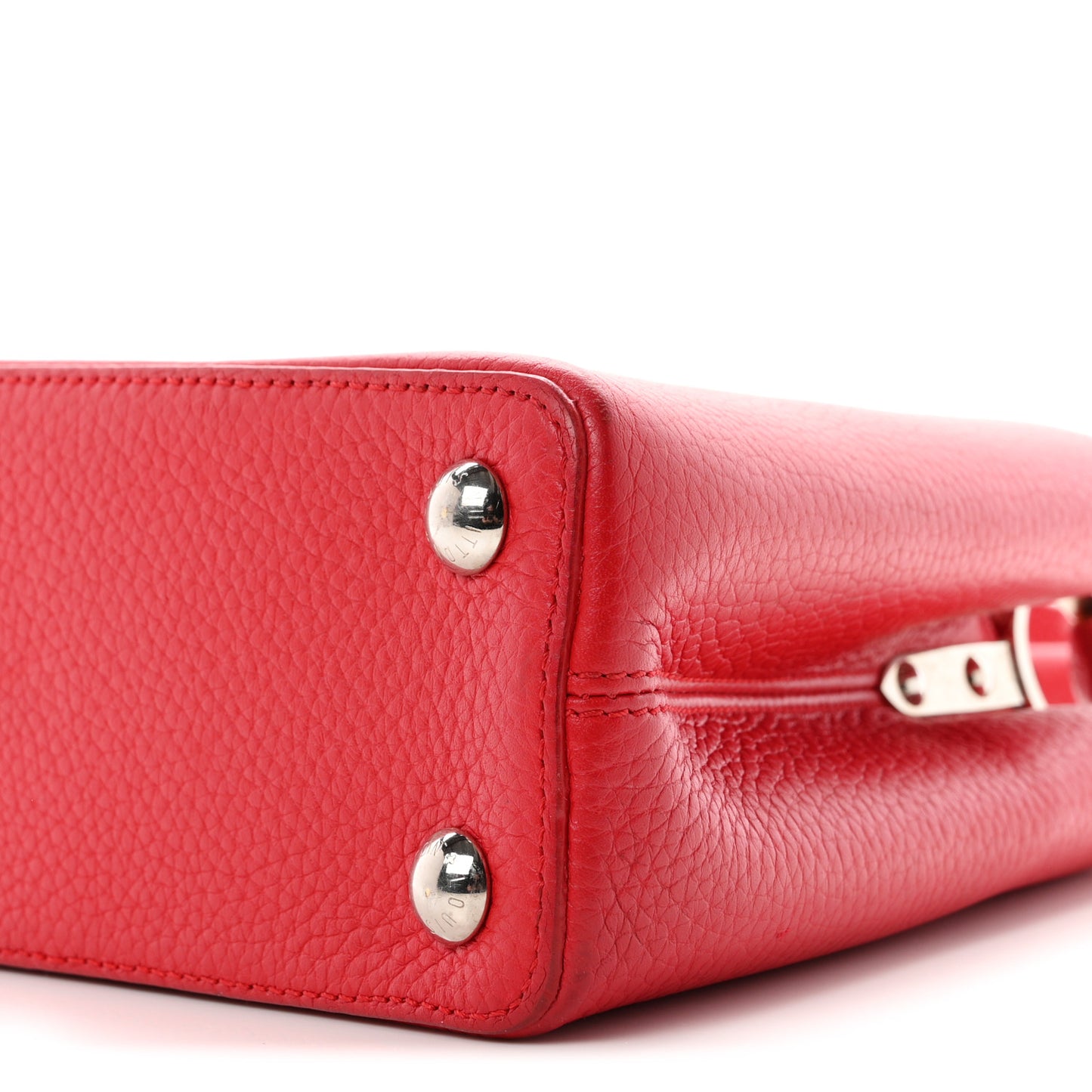 Taurillon Capucines BB Scarlet Red