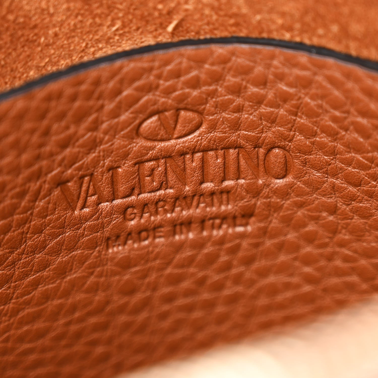 Valentino Garavani Pebbled Calfskin Rockstud Camera Crossbody Bag Tan 6 of 10