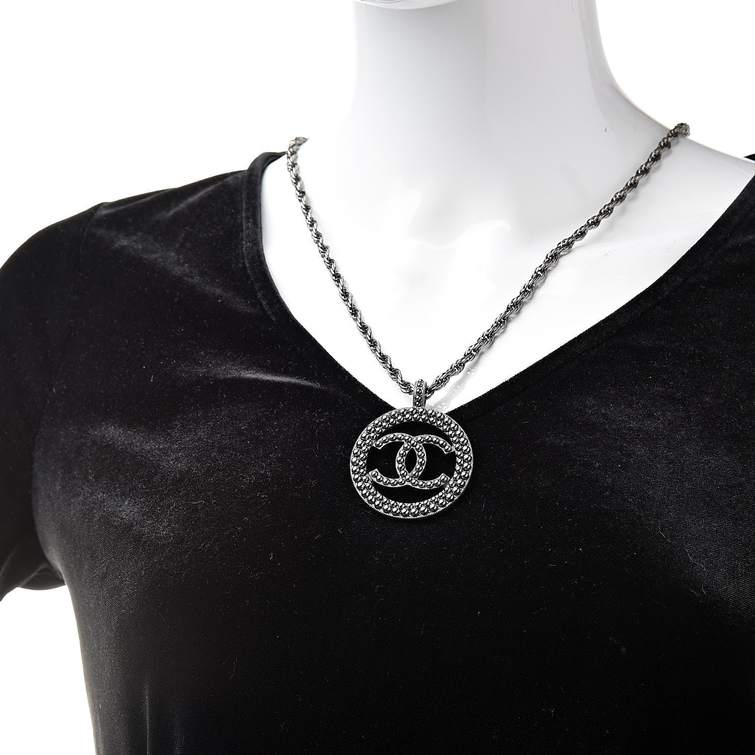 Chanel Ruthenium Pearl CC Short Necklace Dark Grey 2 of 6