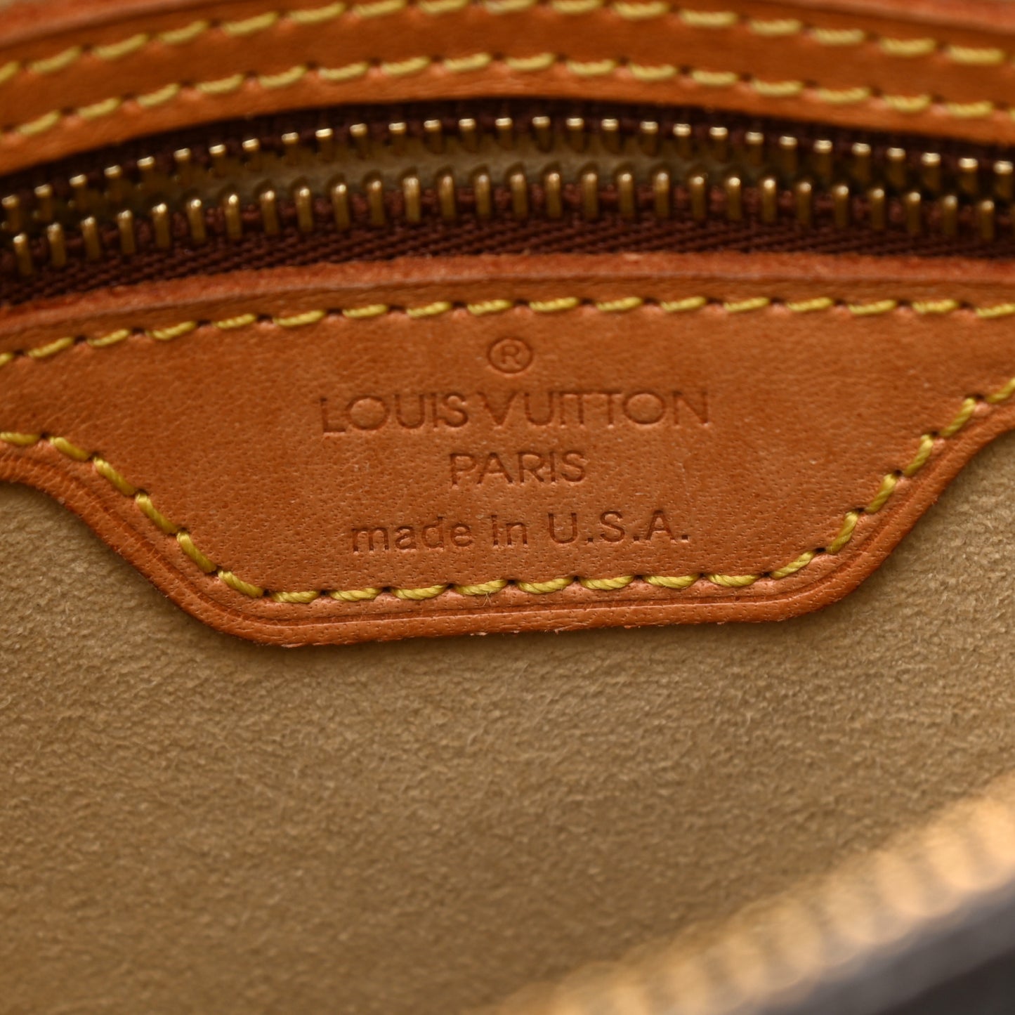 Monogram Looping MM