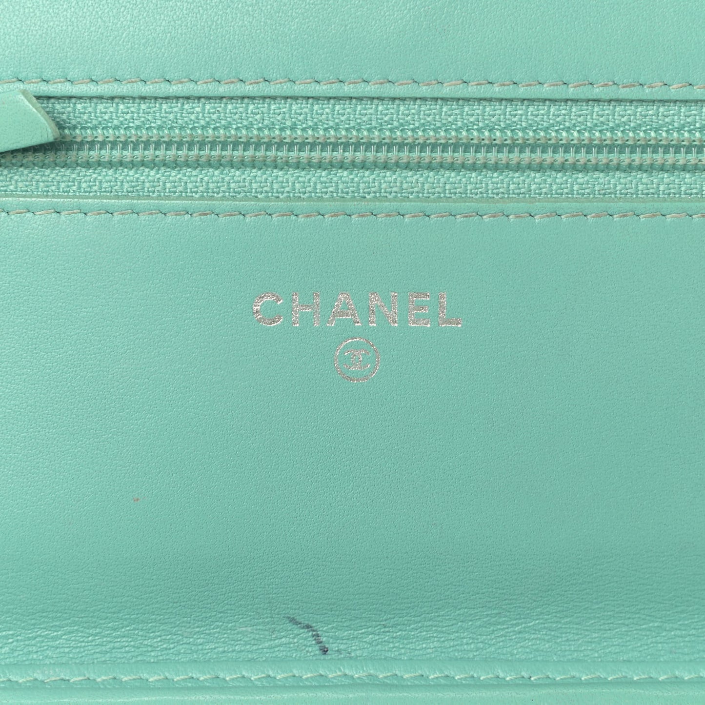 Patent Quilted Wallet On Chain WOC Blue